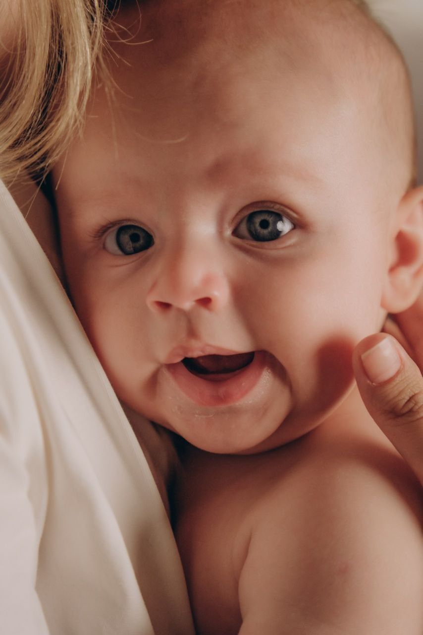 Фотосессия для малышей, домашняя фотосессия для детей. Ньюборн и детский фотограф в Москве Шигина Марина
