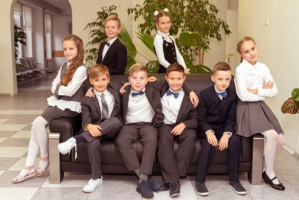 В школе. Выпускные альбомы СПБ. Фотограф в Садик и Школу