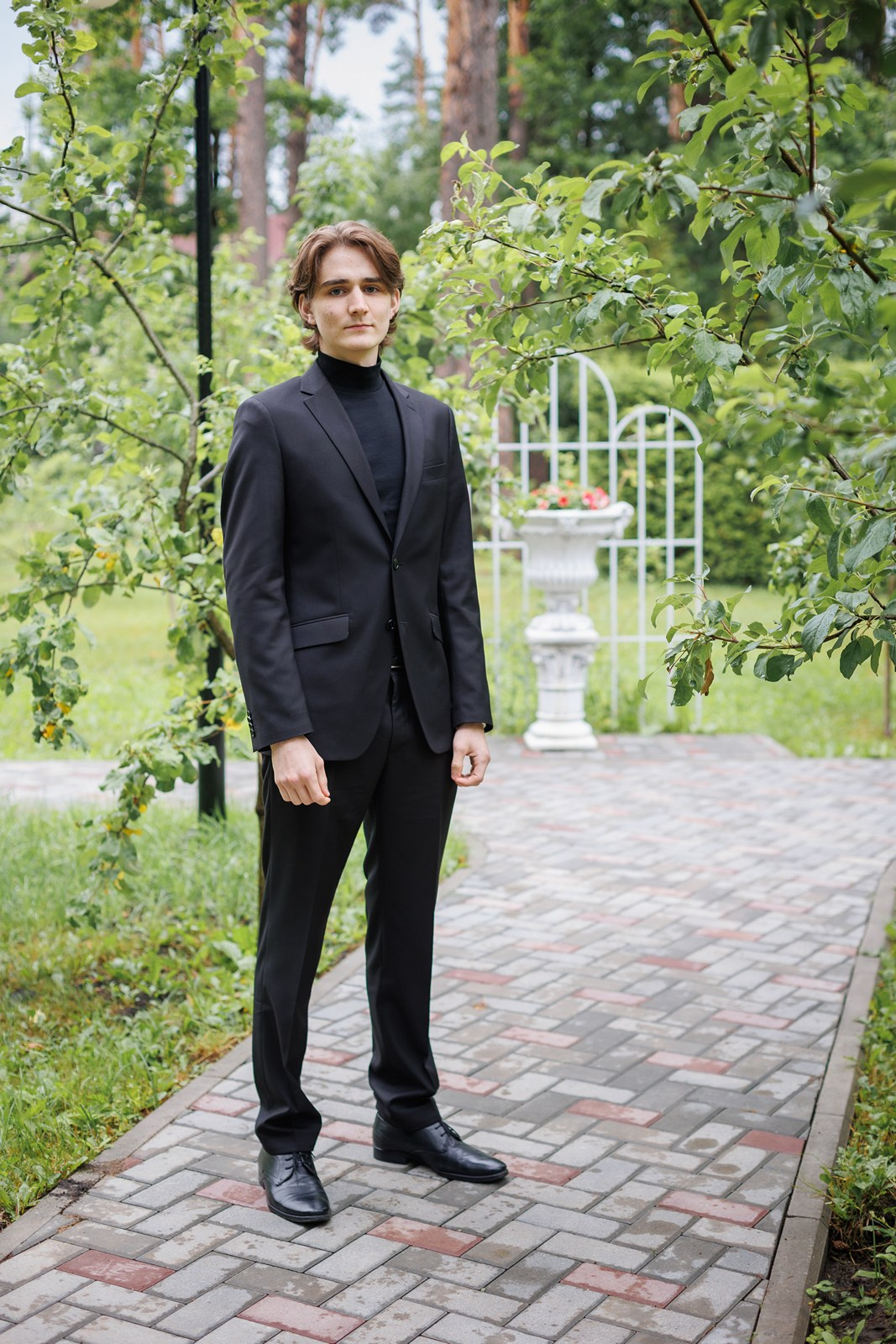 Фотосессия на выпускном в школе 11й класс. Свадебный и репортажный фотограф в Москве и Московской области