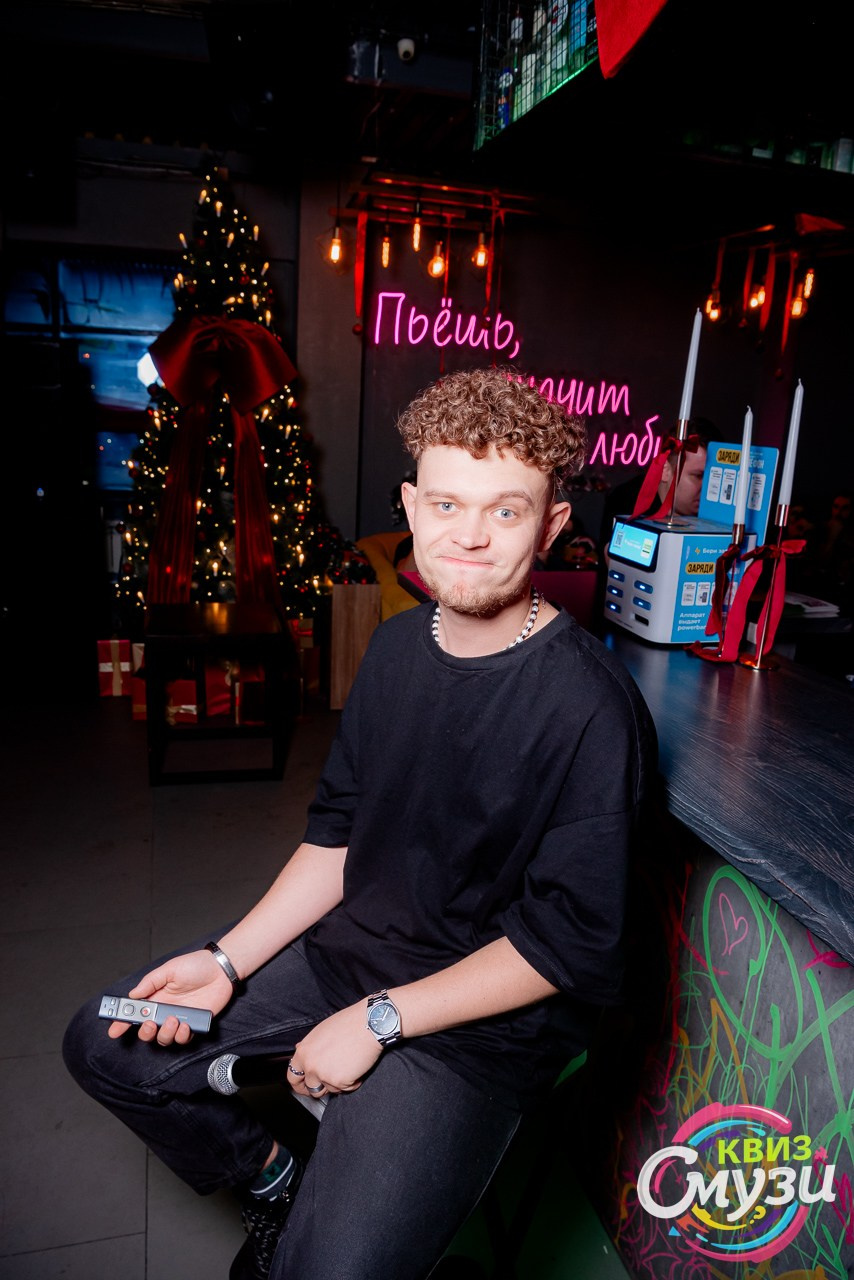 КВИЗ СмузиКвиз в баре Roof. Фотограф в Волгограде и Волжском Александр Горбань