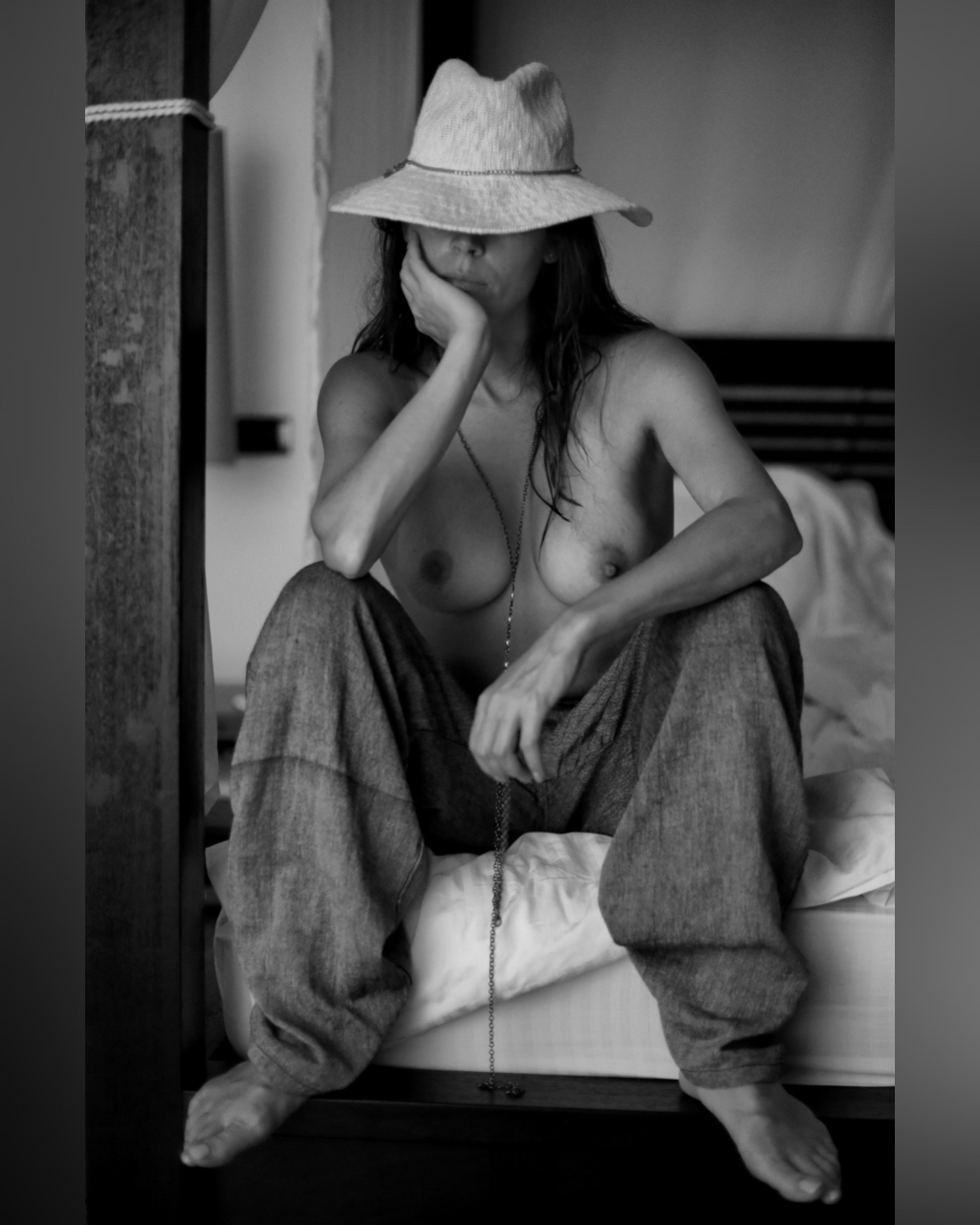 Арт-ню в ЧБ и цвете. Erotic photographer. Sensual portrait and art nude