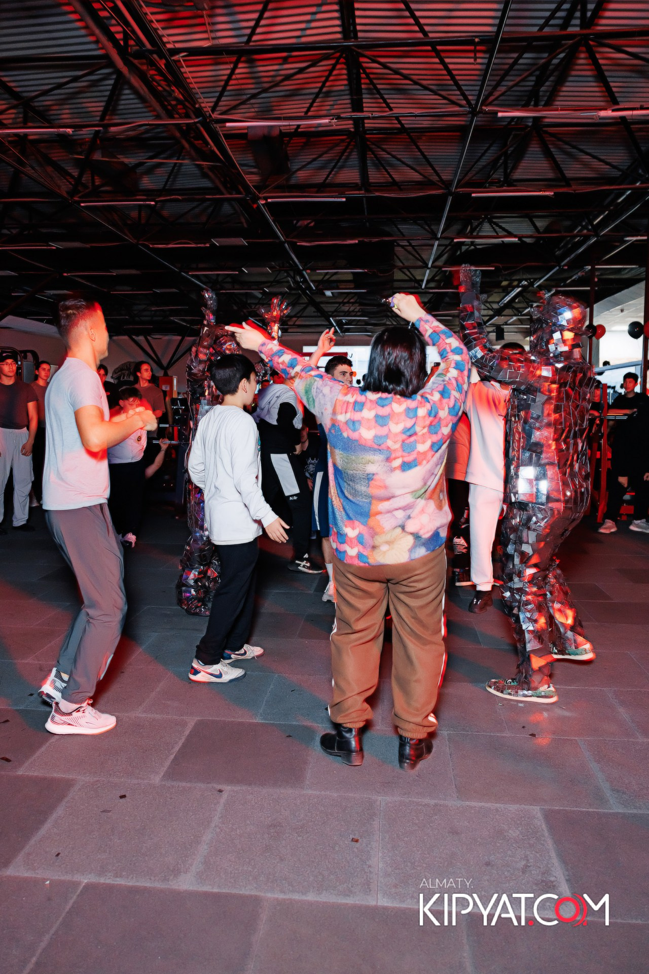 ДЕНЬ РОЖДЕНИЯ LEGION. КИПЯТКОМ АЛМАТЫ!