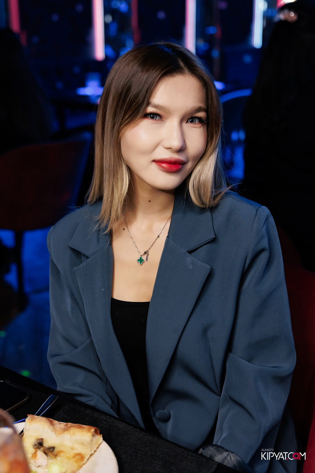 ЗАЯ, НА БИС. КИПЯТКОМ АЛМАТЫ!