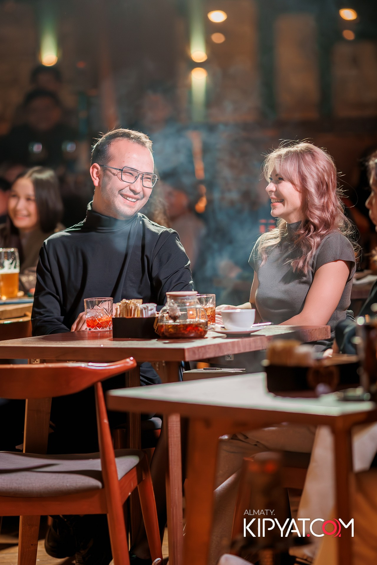 СОЛЬНЫЙ СТЕНДАП КОНЦЕРТ АЛЕКСАНДРА МЕРКУЛЬ. КИПЯТКОМ АЛМАТЫ!