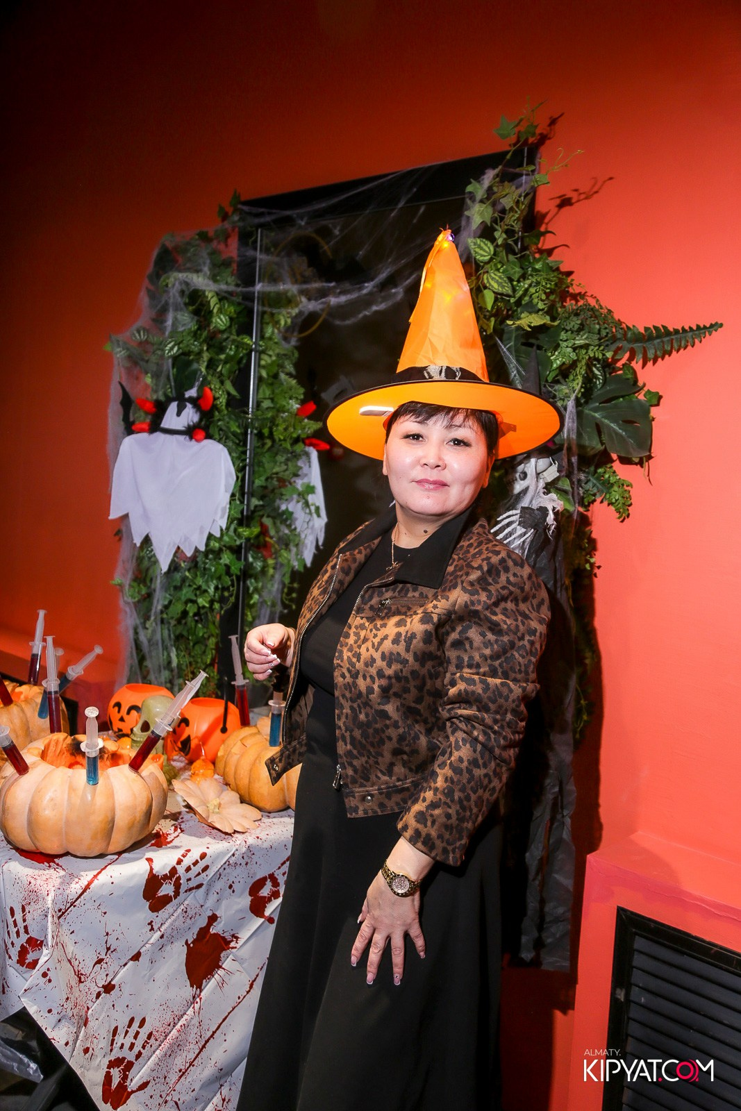 LIFE GRILL CAFE. КИПЯТКОМ АЛМАТЫ!