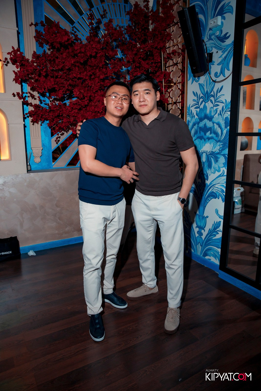 УХО И МЕДВЕДЬ НА КУРМАНГАЗЫ. КИПЯТКОМ АЛМАТЫ! Фотосъемка мероприятий в Алматы