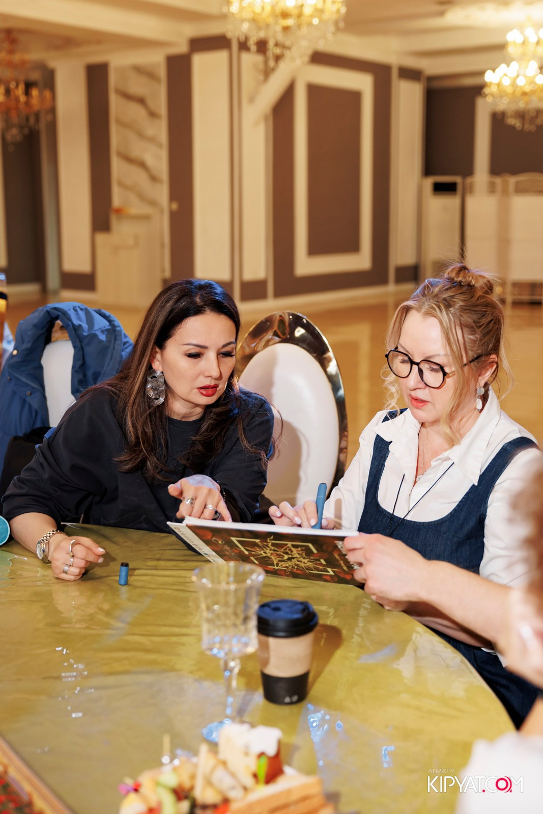 ФЕСТИВАЛЬ НЕЙРОГРАФИКИ НЕЙРОГОЛОС. КАК Я ЗВУЧУ ВО ВСЕЛЕННОЙ. КИПЯТКОМ АЛМАТЫ! Фотосъемка мероприятий в Алматы