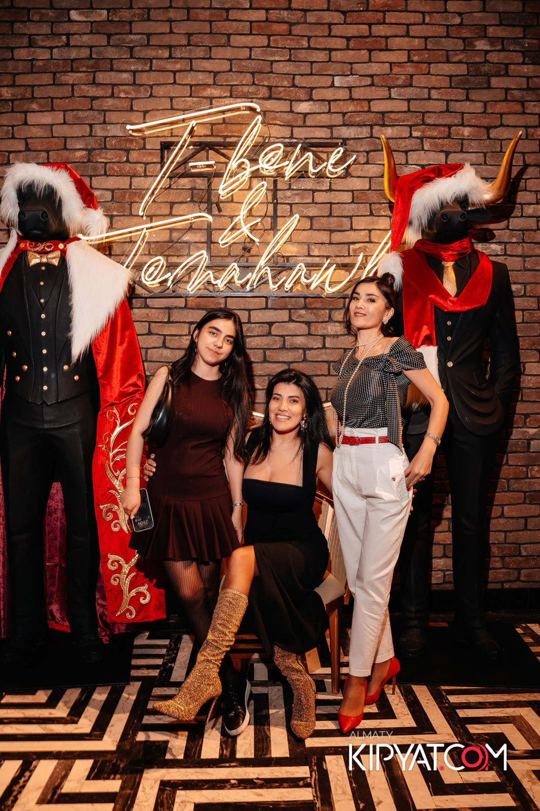 ZIYAFET MEAT HOUSE. КИПЯТКОМ АЛМАТЫ!