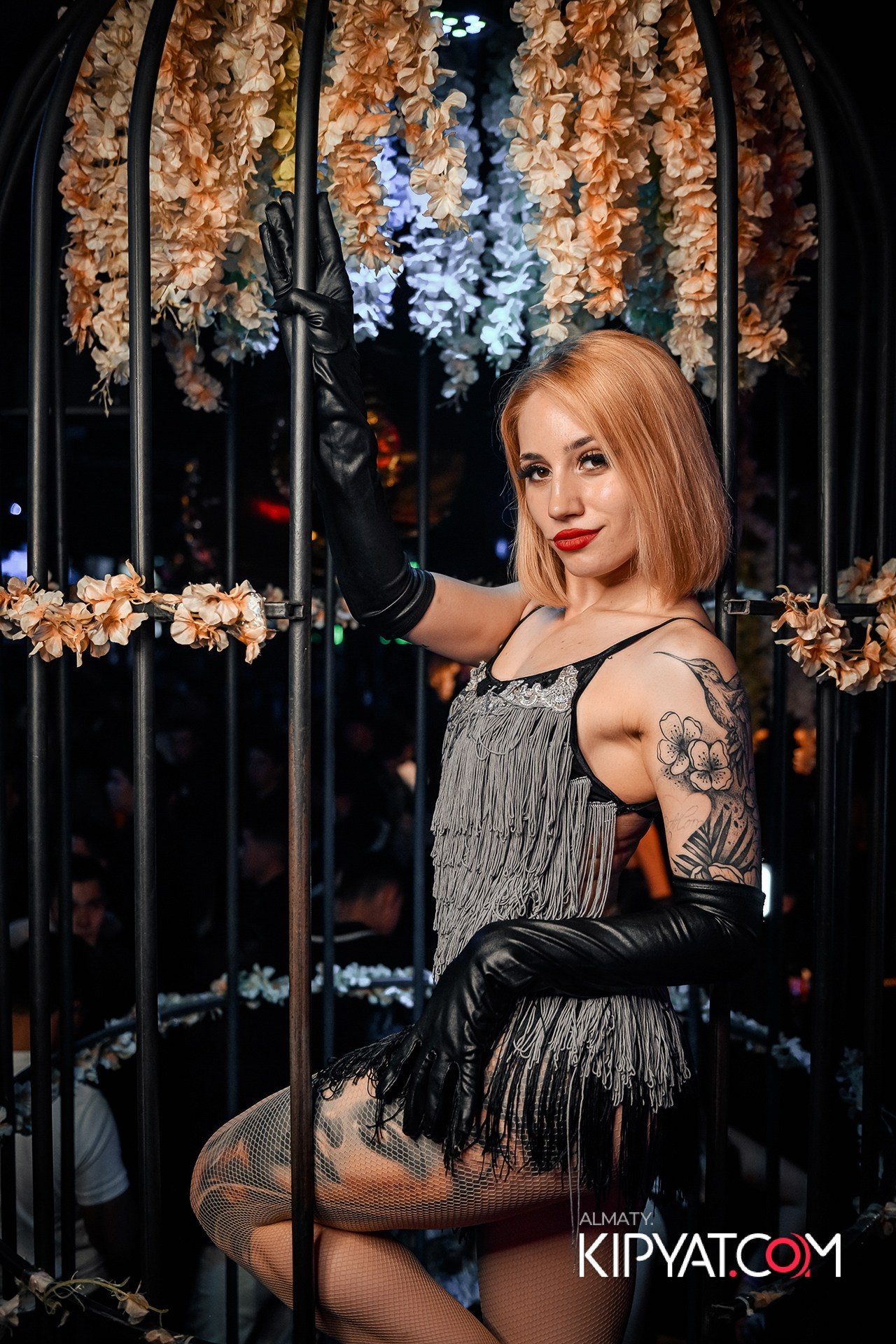 UYAT EMES BAR. КИПЯТКОМ АЛМАТЫ!