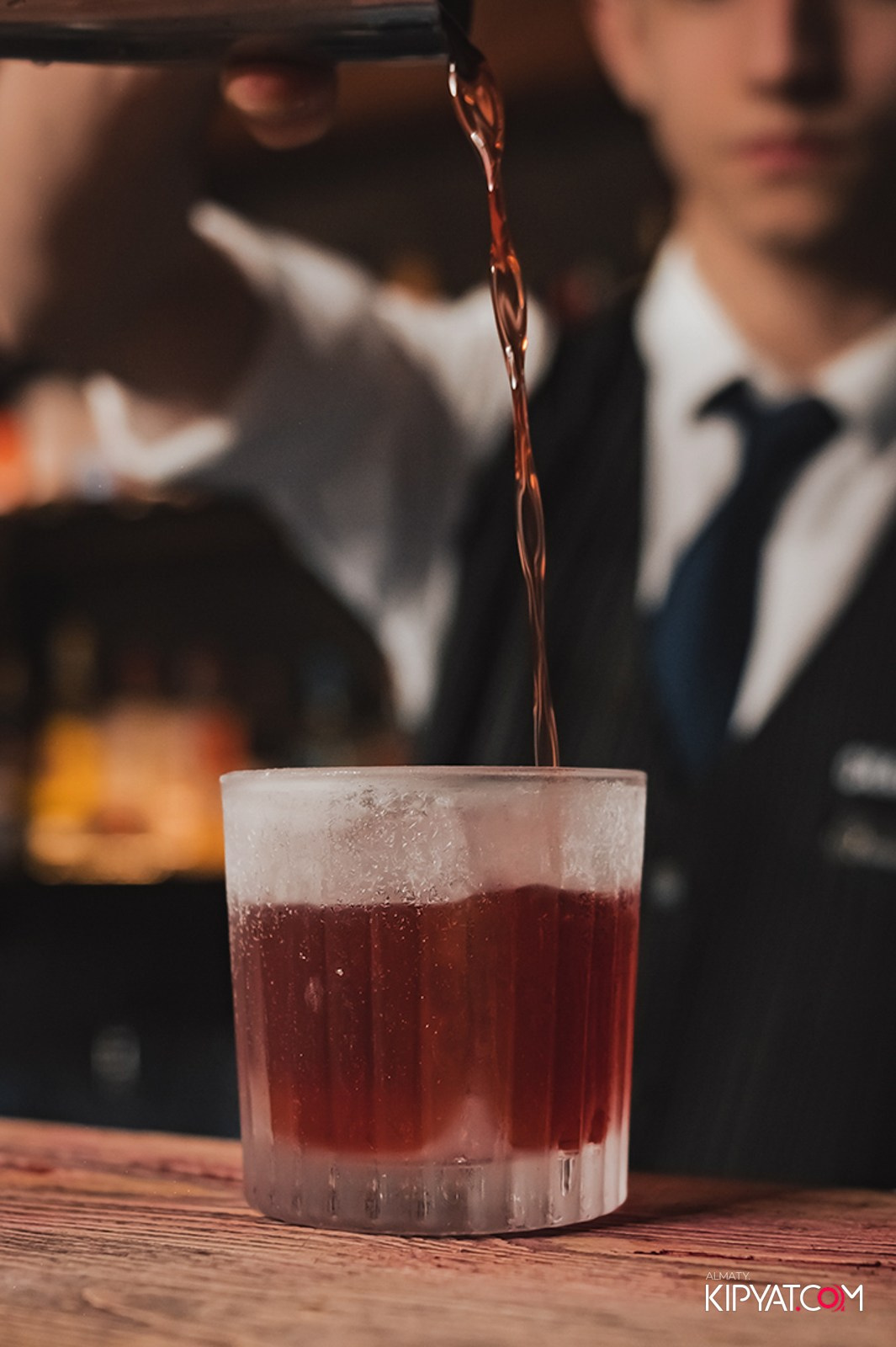 РЕСТО-БАР СКАНДАЛИСТЪ. КИПЯТКОМ АЛМАТЫ!