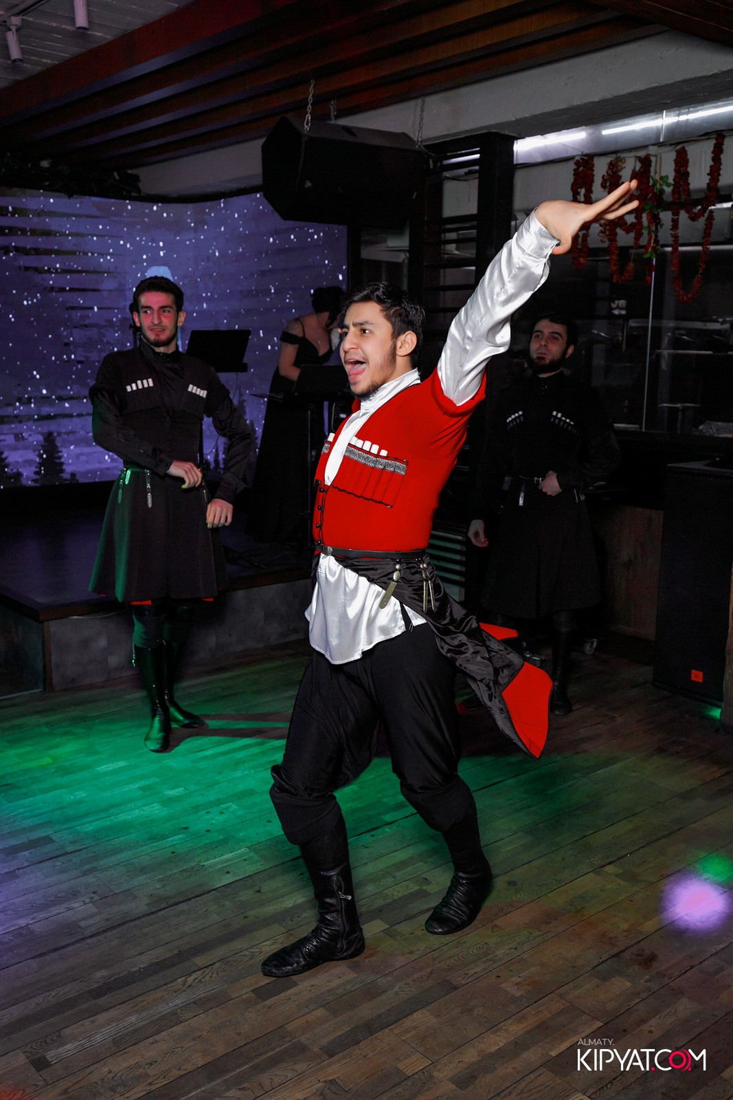 ВАХТАНГУРИ. КИПЯТКОМ АЛМАТЫ!