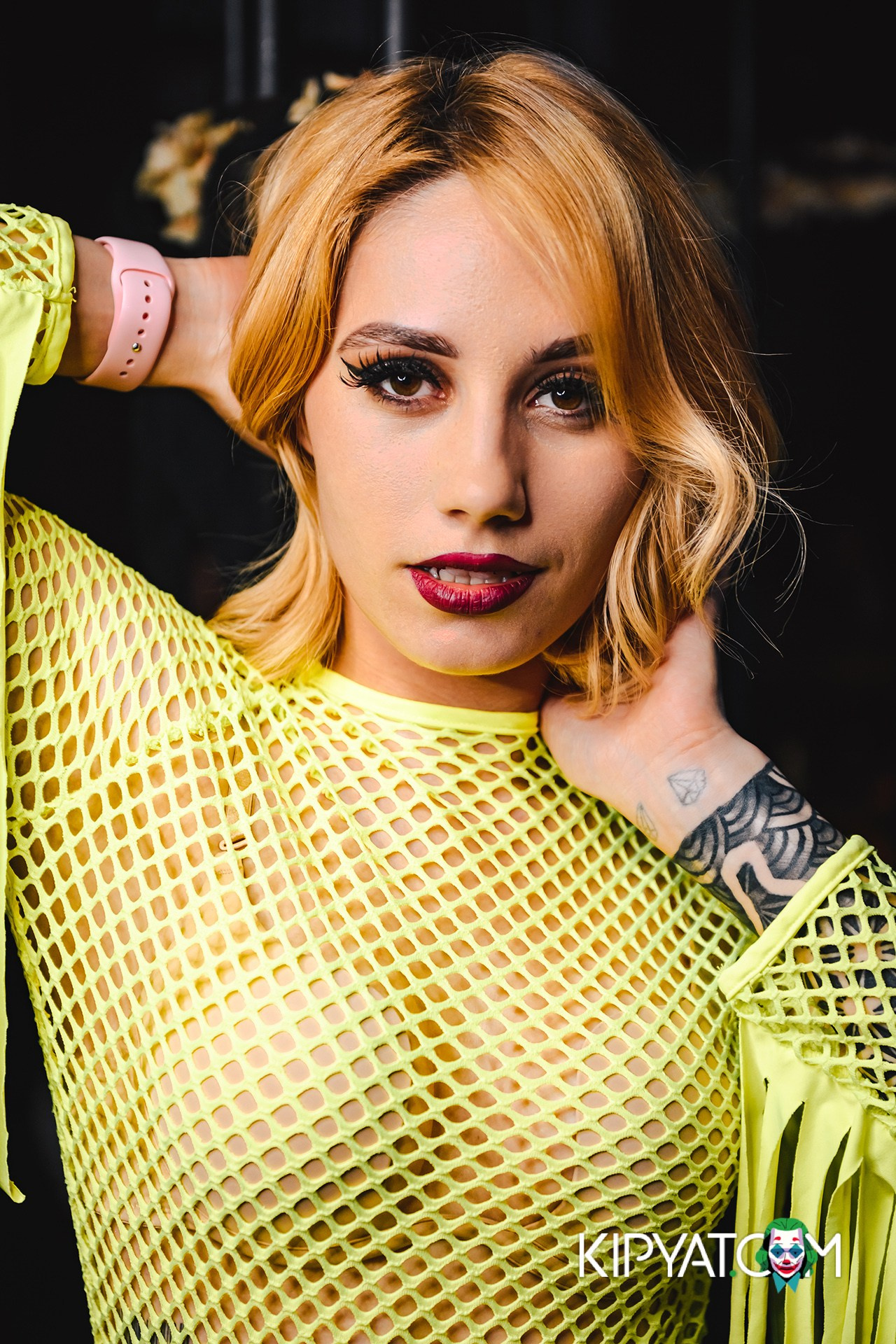 UYAT EMES BAR. КИПЯТКОМ АЛМАТЫ!