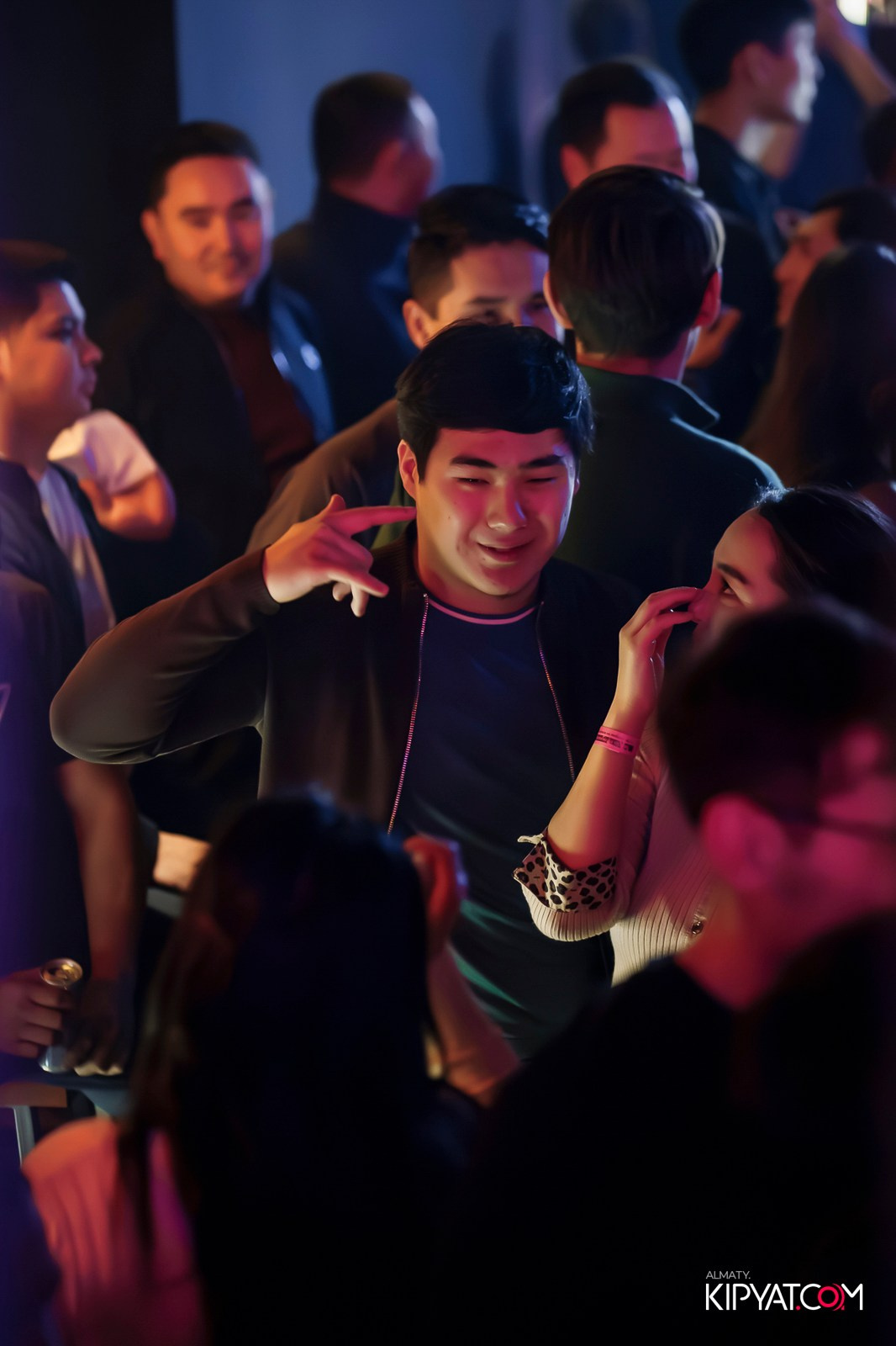 UYAT EMES BAR. КИПЯТКОМ АЛМАТЫ! Фотосъемка мероприятий в Алматы
