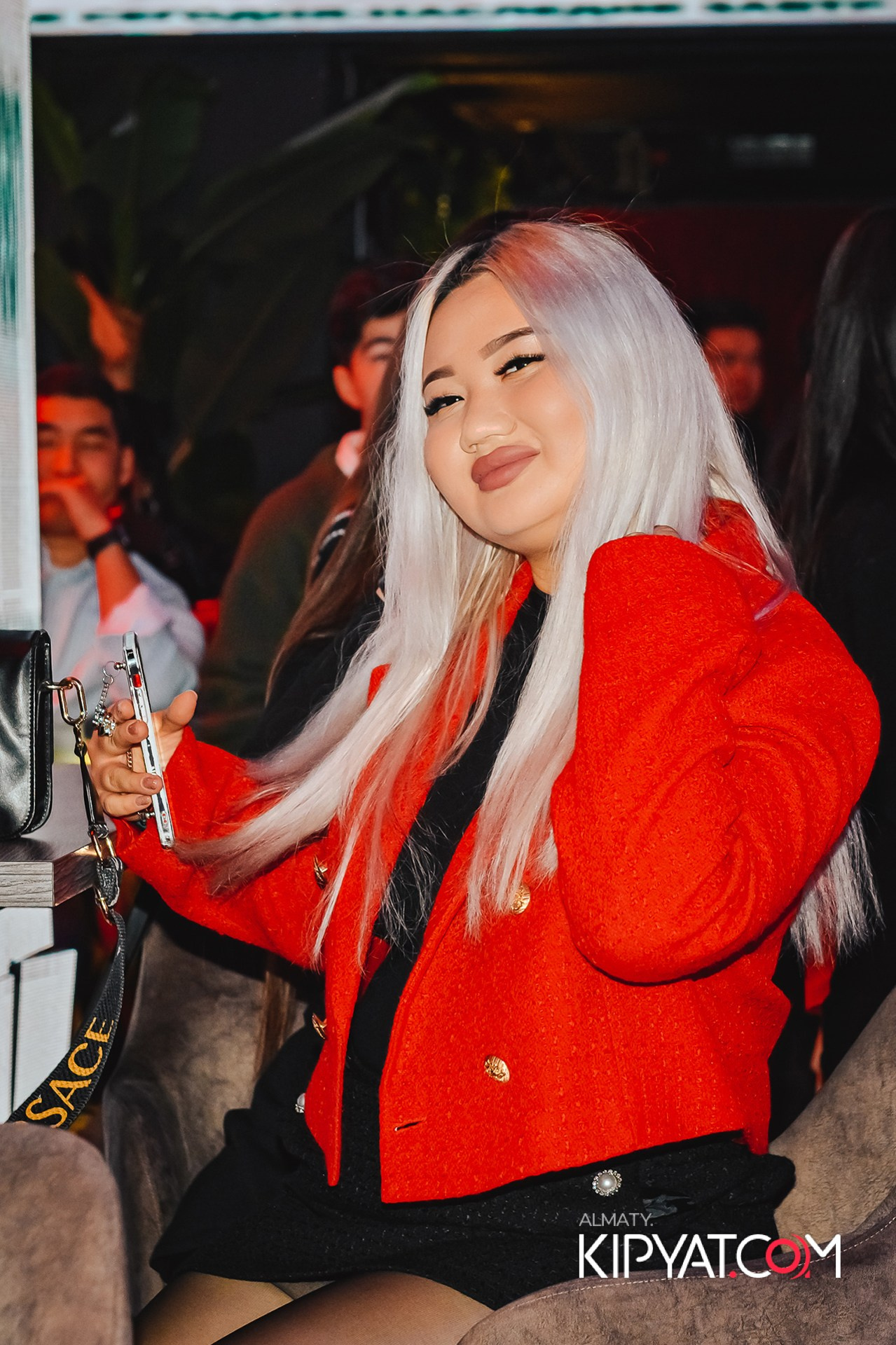 ПОСВЯЩЕНИЕ В СТУДЕНТЫ ''Q'' UNIVERSITY. КИПЯТКОМ АЛМАТЫ!