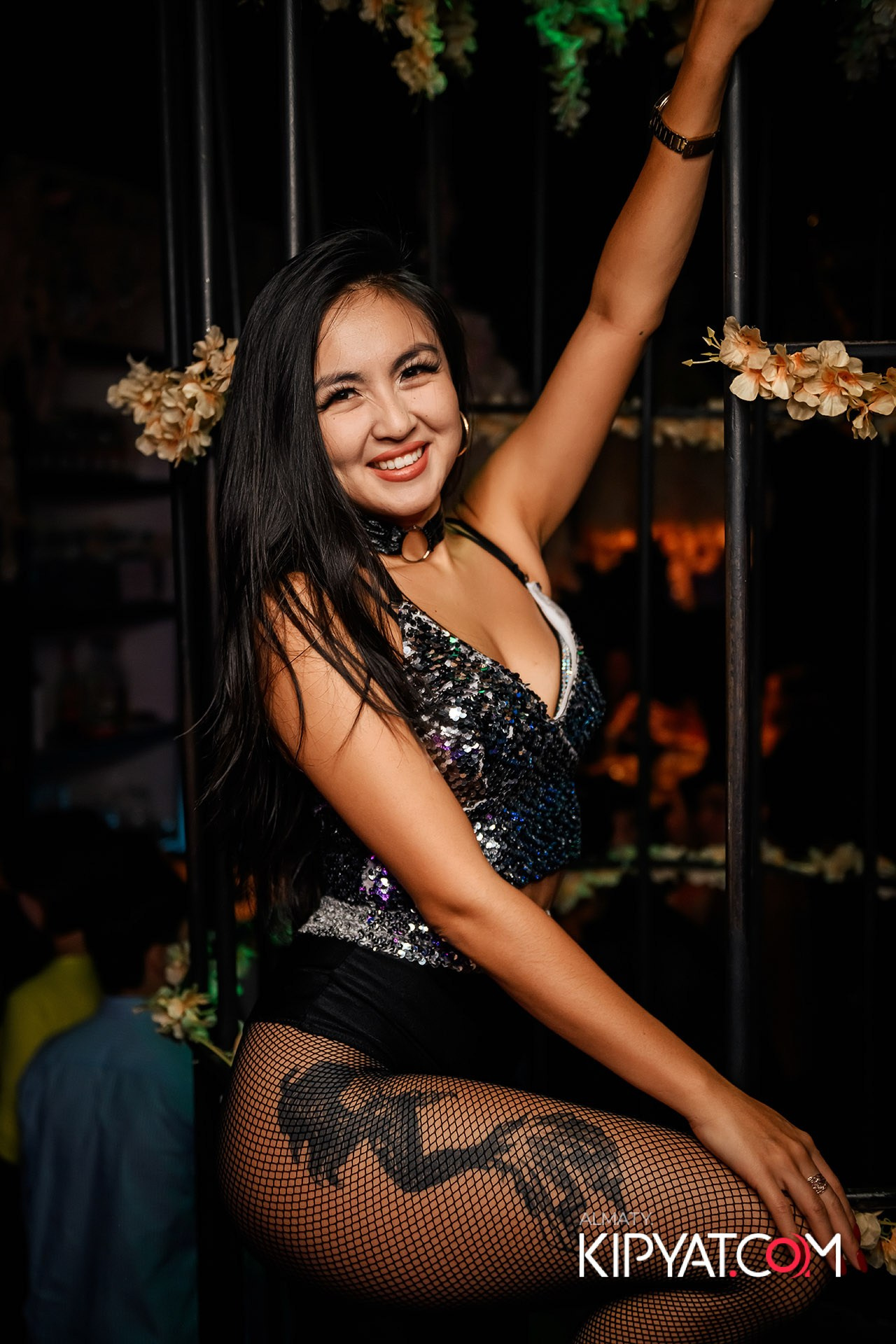 Uyat Еmes Bar. КИПЯТКОМ АЛМАТЫ!