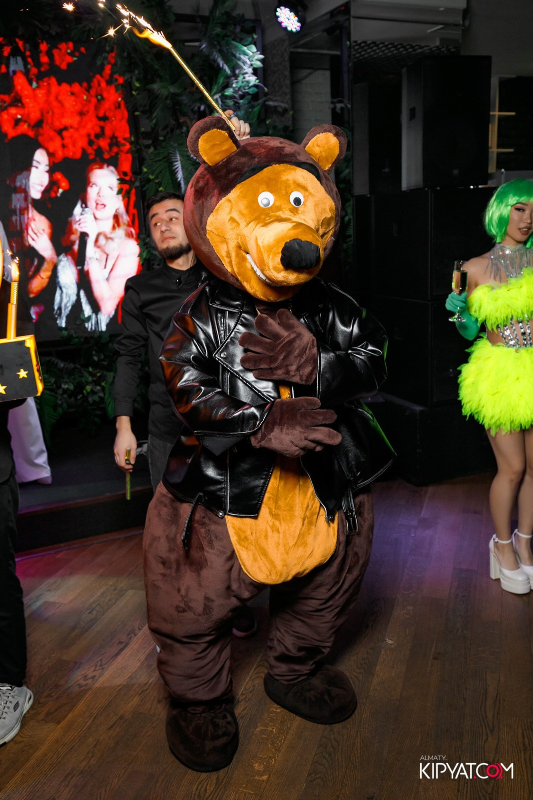 УХО И МЕДВЕДЬ НА КУРМАНГАЗЫ. КИПЯТКОМ АЛМАТЫ!