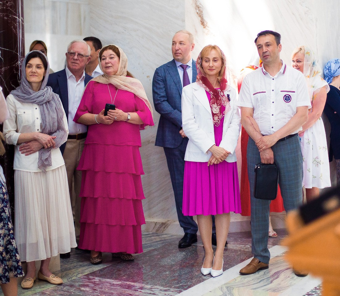 Выпускной в гимназии «Василиада». Репортажный фотограф Борис Геер