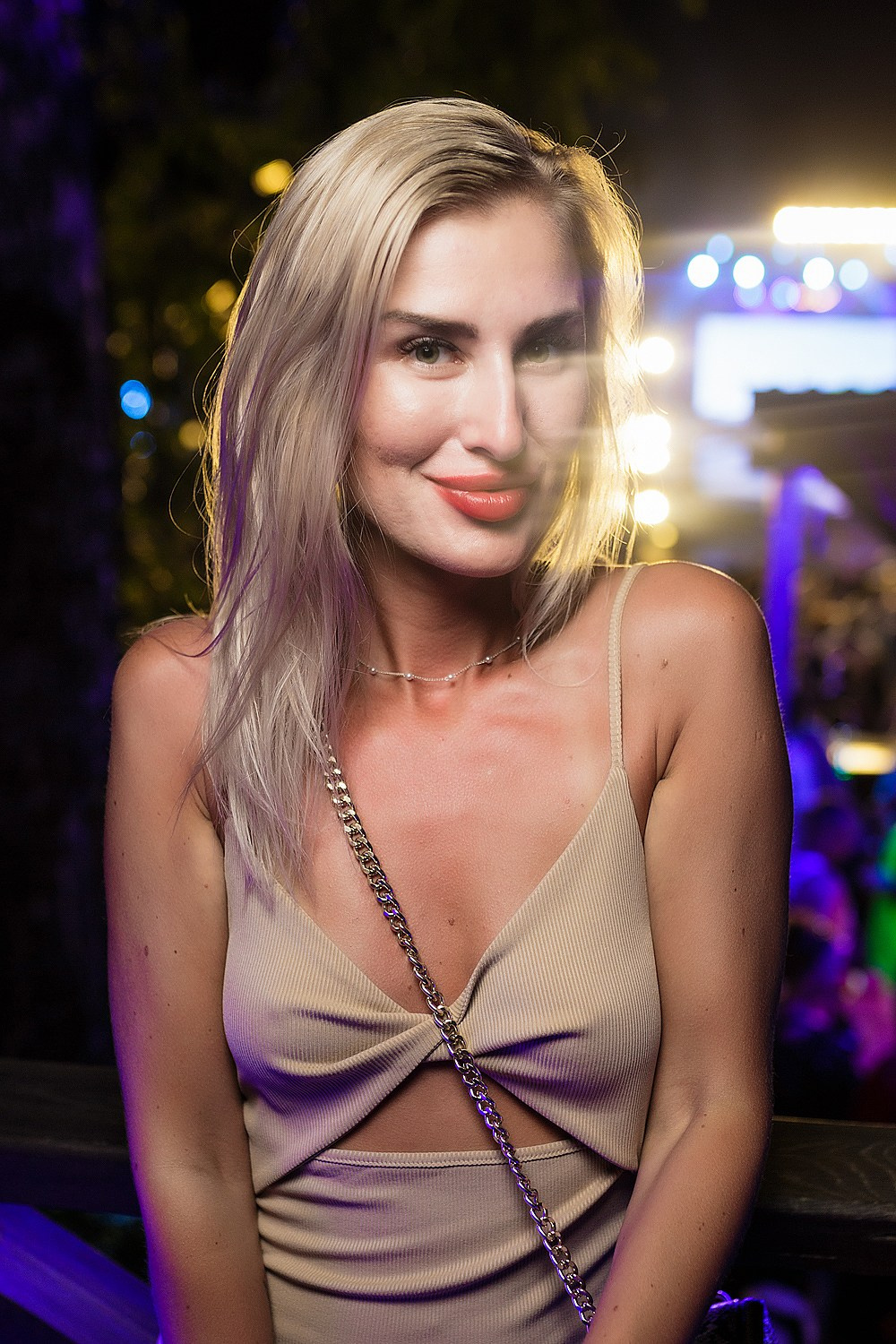 ЗАВЕДЕНИЯ. Roman Photo