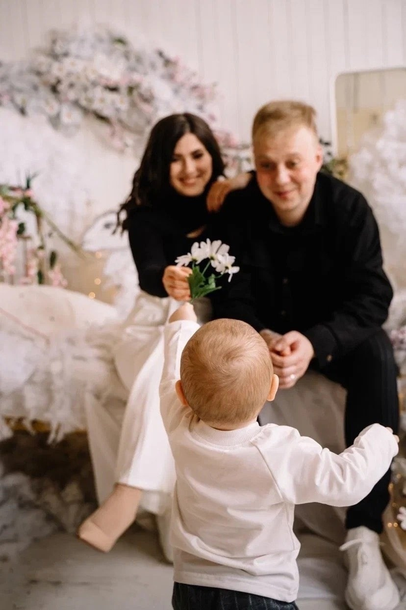 Семейная фотосессия в студии. Фотограф Екатерина в городе Новороссийск