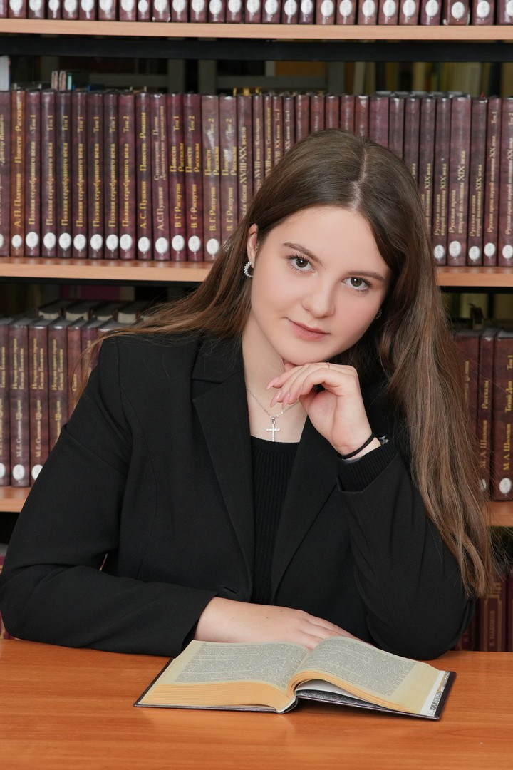 ФОТОСЕССИЯ В ШКОЛЬНОЙ БИБЛИОТЕКЕ. Школьная фотография в Санкт-Петербурге, выпускные альбомы, фотосессии