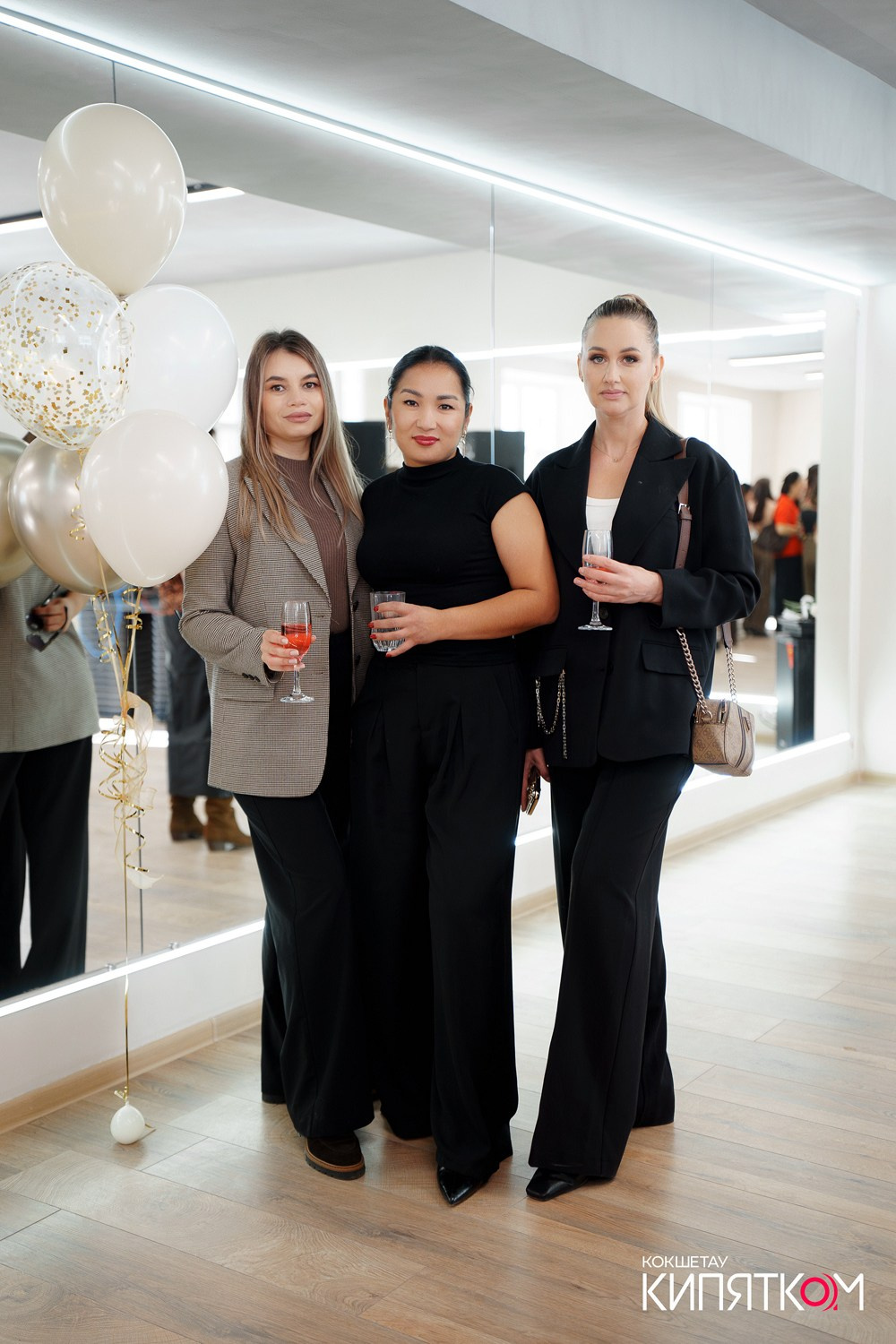 JUFIT ФИТНЕСС ЗАЛ. КИПЯТКОМ КОКШЕТАУ