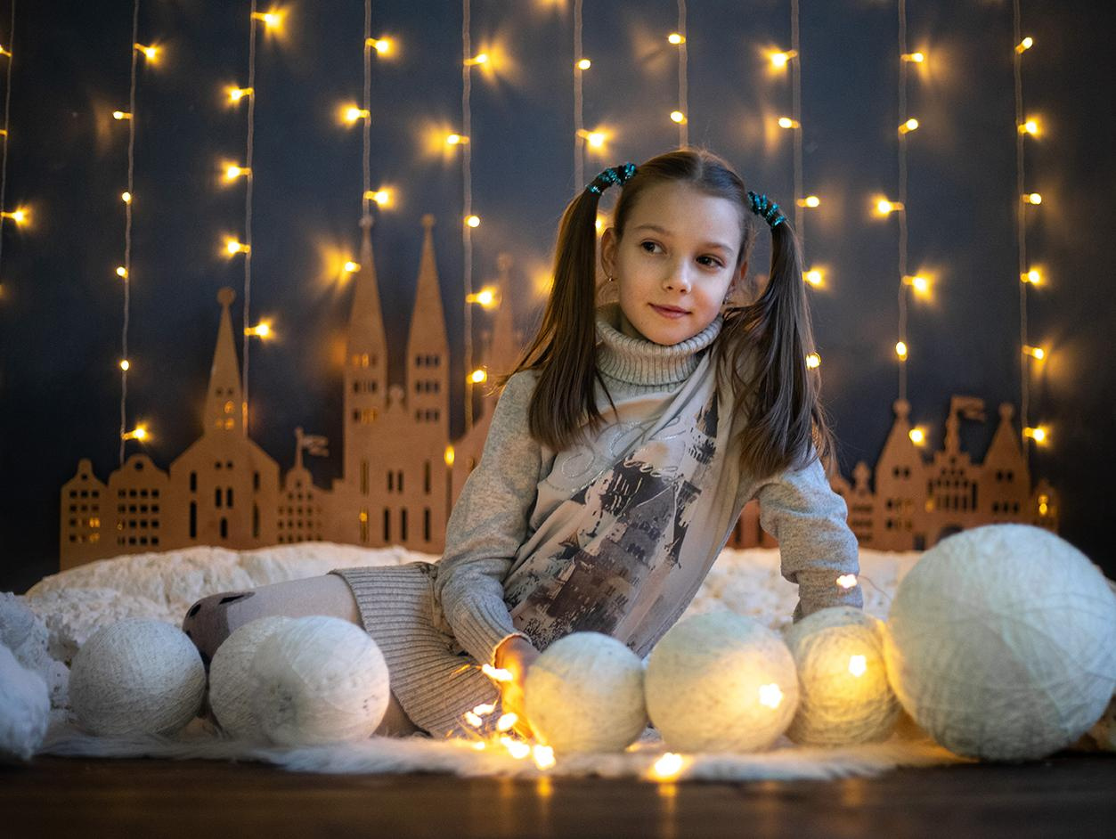 В студии «Карамель». Фотограф Пермь. Свадьбы. Семья и дети, школа, д. сад. Фотокниги