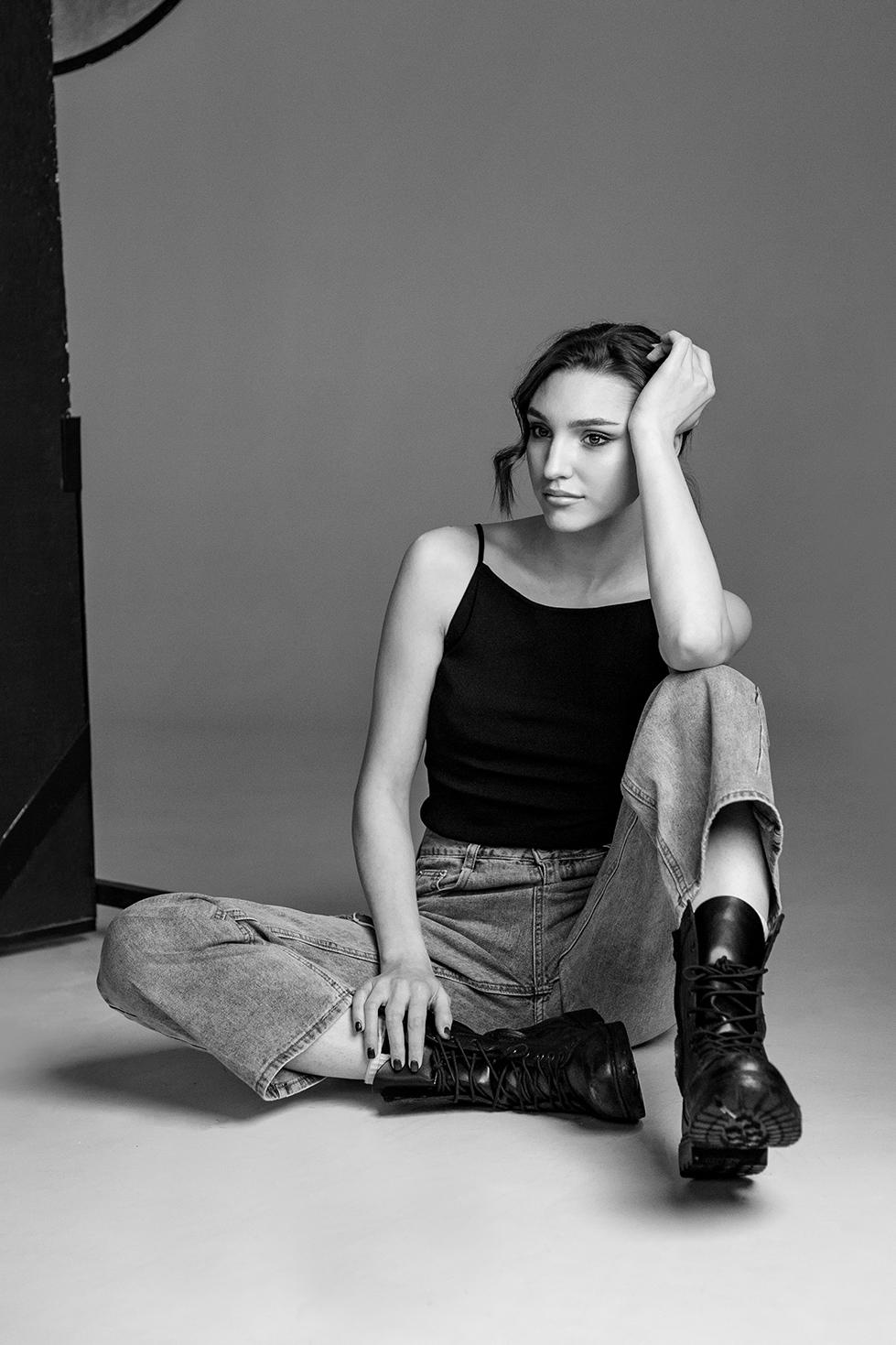 Фотостудия Laboratory, зал LOFT FABRIKA. Практический урок. Фотограф Пермь. Свадьбы. Семья и дети, школа, д. сад. Фотокниги