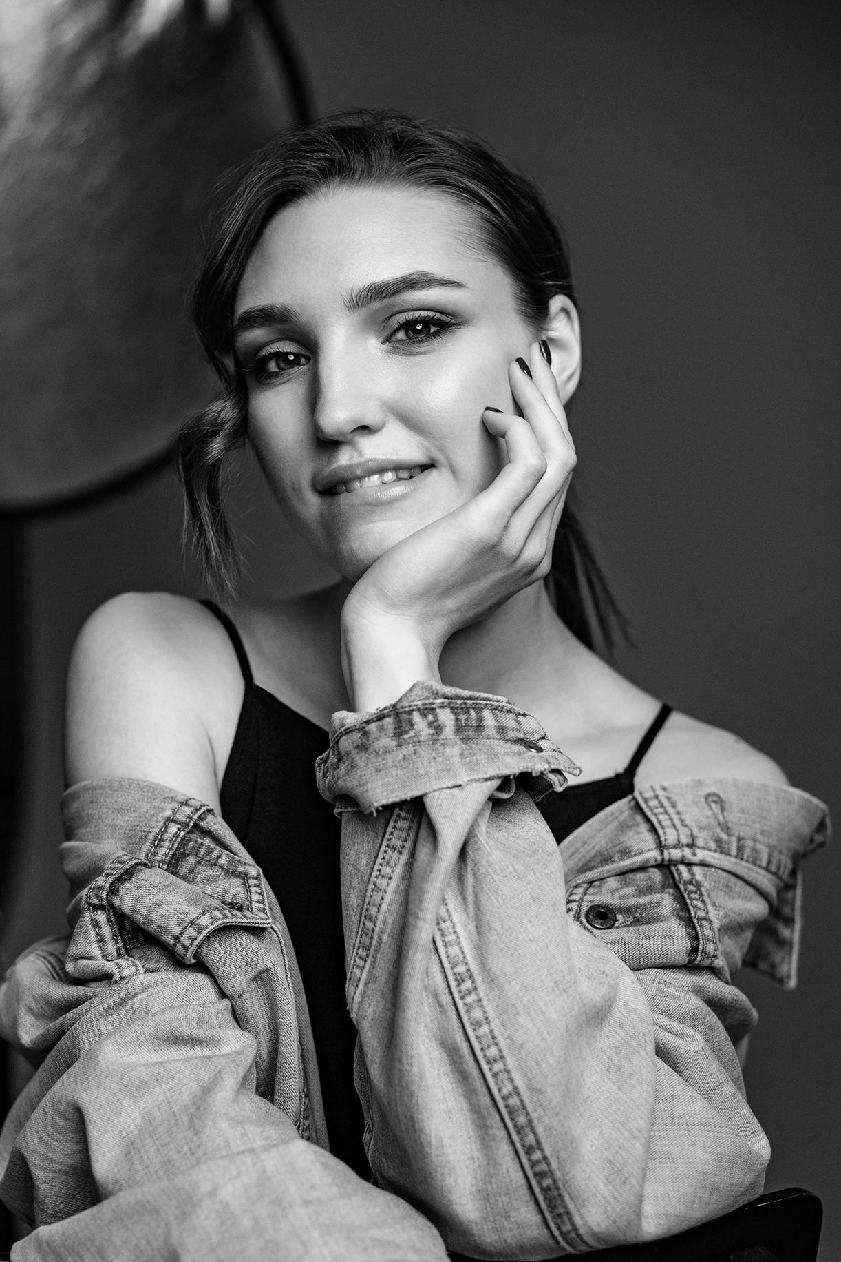 Фотостудия Laboratory, зал LOFT FABRIKA. Практический урок. Фотограф Пермь. Свадьбы. Семья и дети, школа, д. сад. Фотокниги