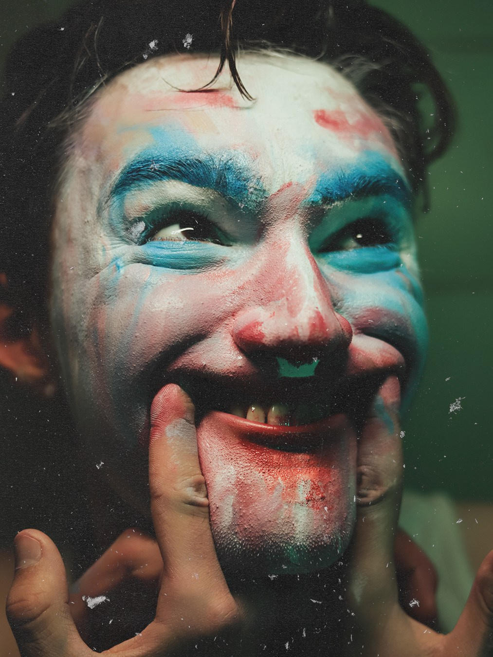 Миша. Больше не греет