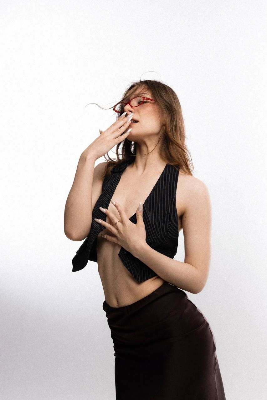 Индивидуальная. Персональный и коммерческий фотограф в Тюмени Полина Лапардина