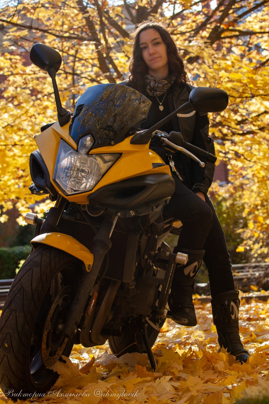 Алина Вартанова (Yamaha Diversion F 600). Виктория Ахмылова. Фотограф в Москве