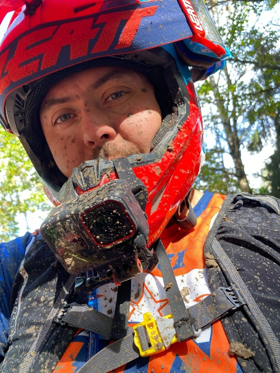 Наш инструктор на прохватах с Романом Курбатовым. Профессиональный прокат эндуро мотоциклов и квадроциклов в г. Белгород