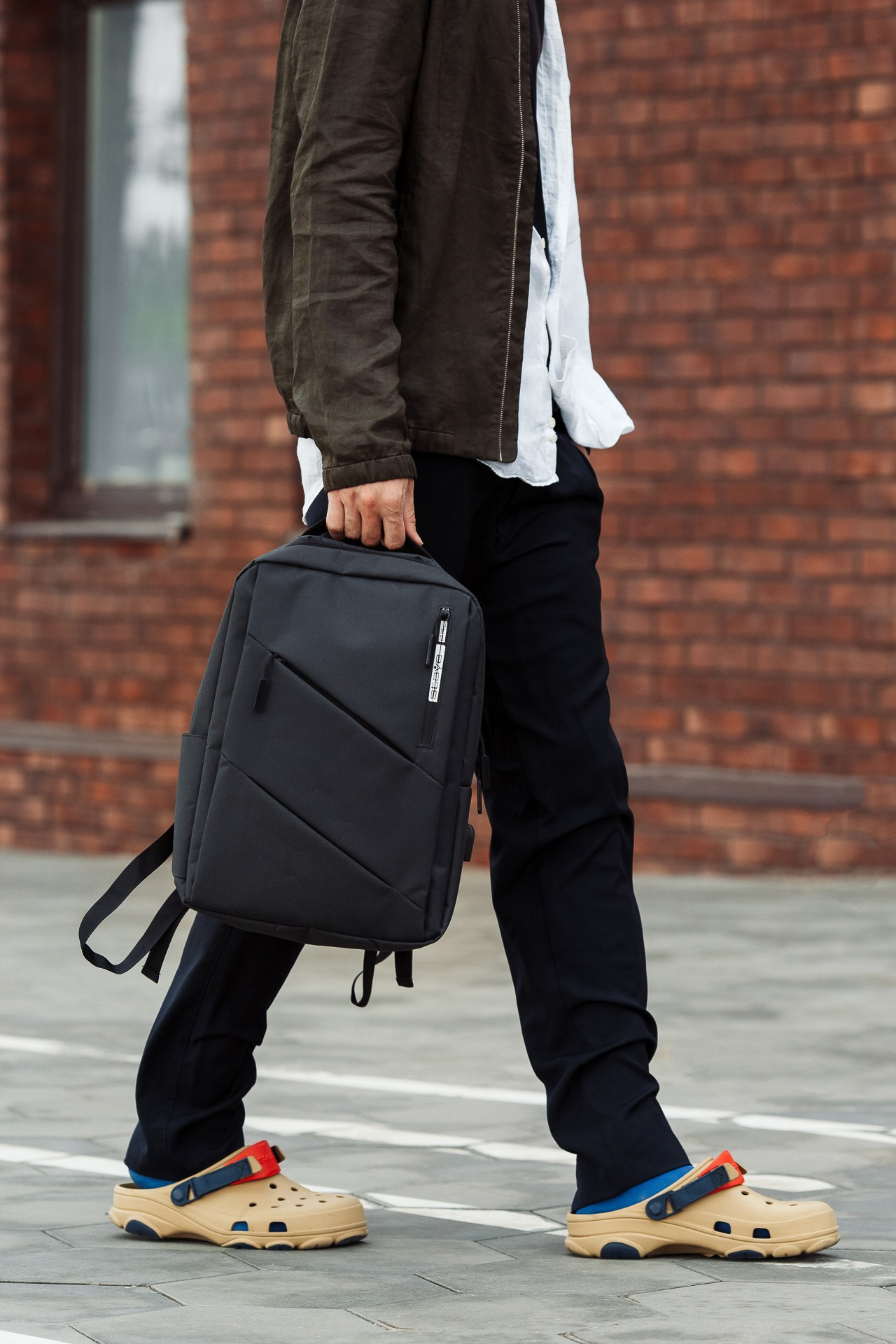 WB OZON Рюкзаки. Фотосъёмка для бизнеса — предметное фото, репортаж с мероприятий, портреты людей, съёмка интерьера и экстерьера