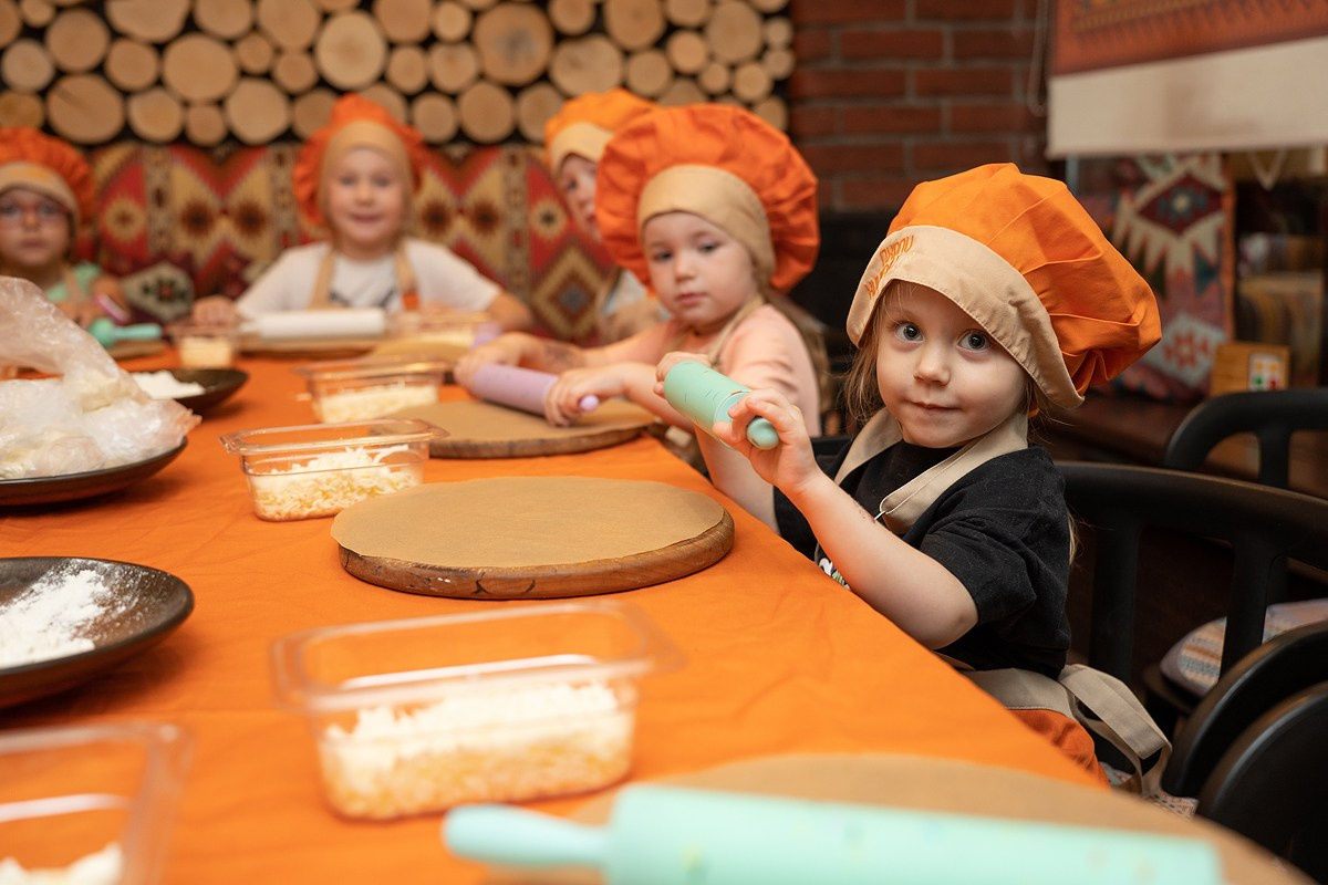Кулинарный мастер-класс в «Пхали-Хинкали». Фотограф Мария Ковкова