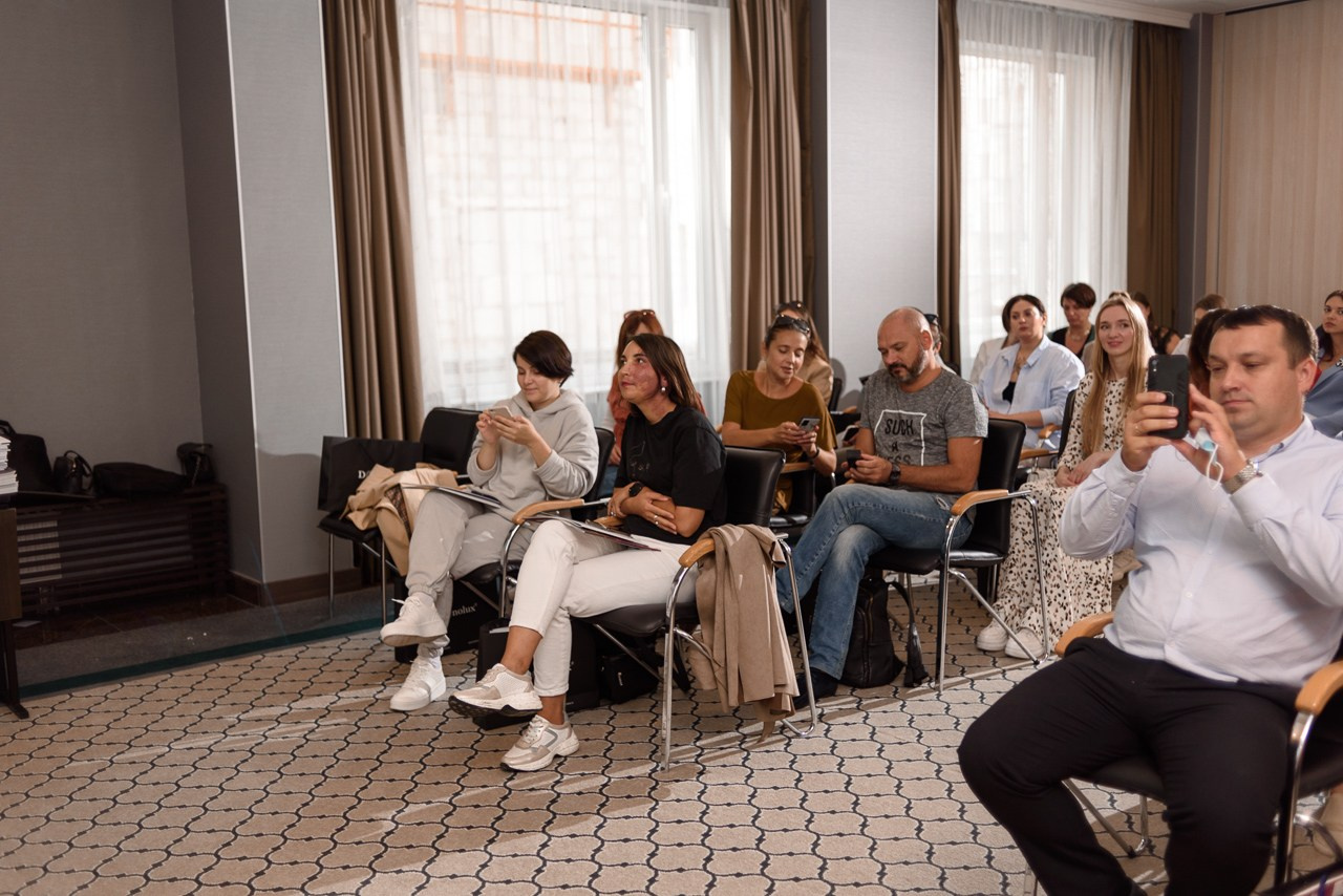 Презентация Donolux. Фотограф Дарья Мустафина, Тюмень