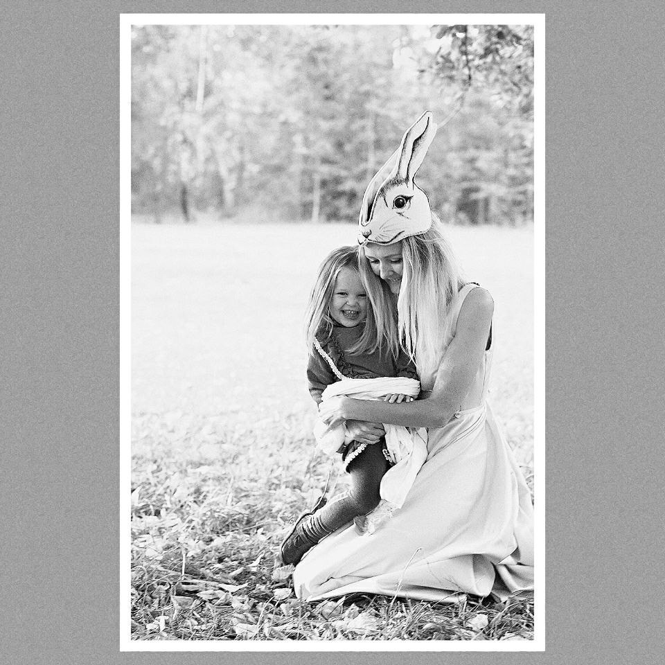 Анна и Агата. Сказка. Творческий фотограф — Минск