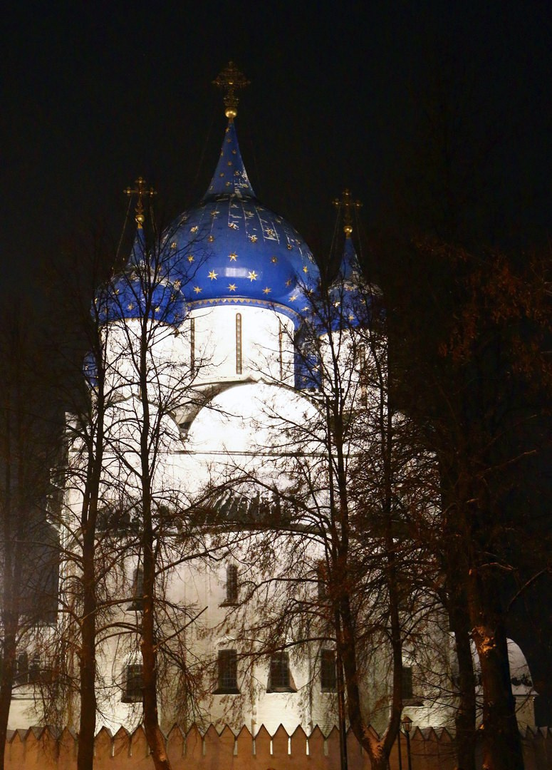 Улица, люди, жизнь…