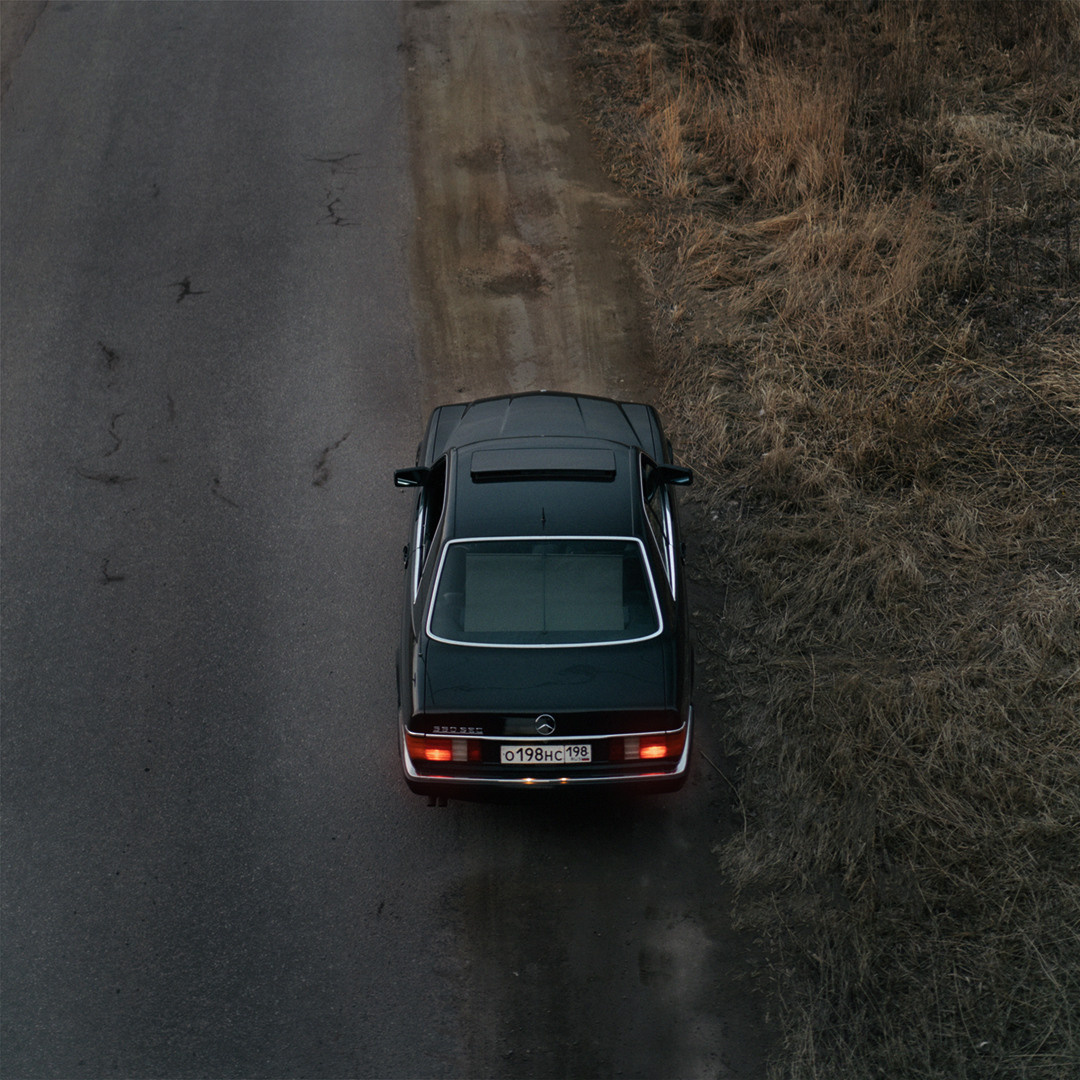 Mercedes-Benz 560SEC серии c126 признанная классика. Автомобильный фотограф Антон Цырулев