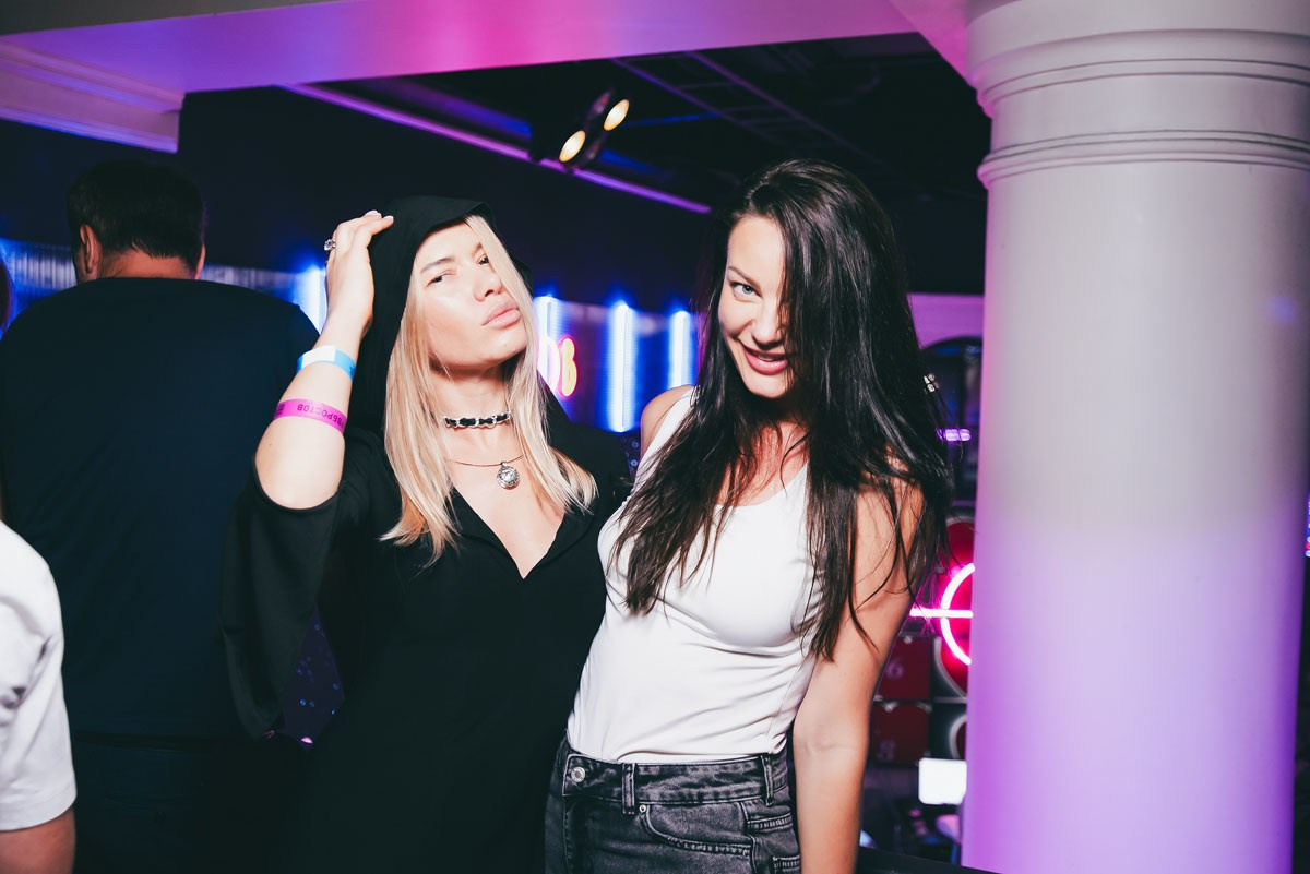 Концерт LINDA в РУКИ ВВЕРХ БАР в Ростове-на-Дону