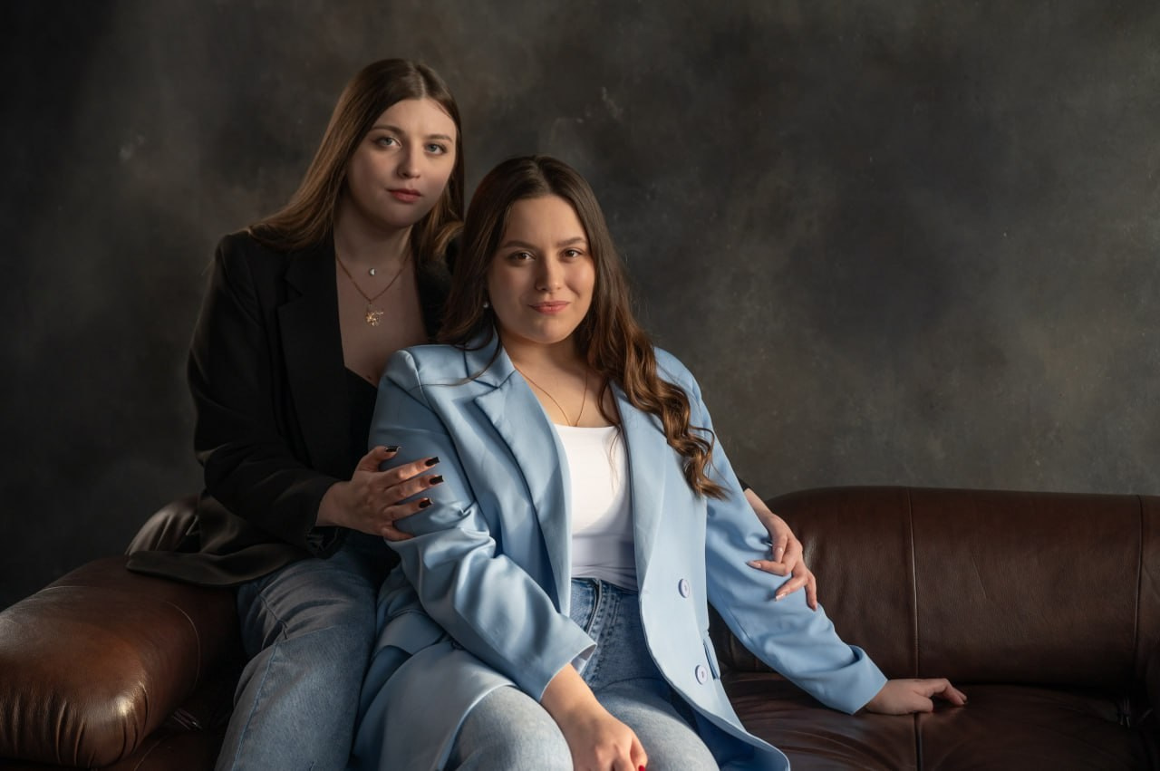 Лучшие Подруги. Я Ольга Казанцева, фотографирую снимаю ваши киноистории и печатаю фото и цифровые портреты на холсте