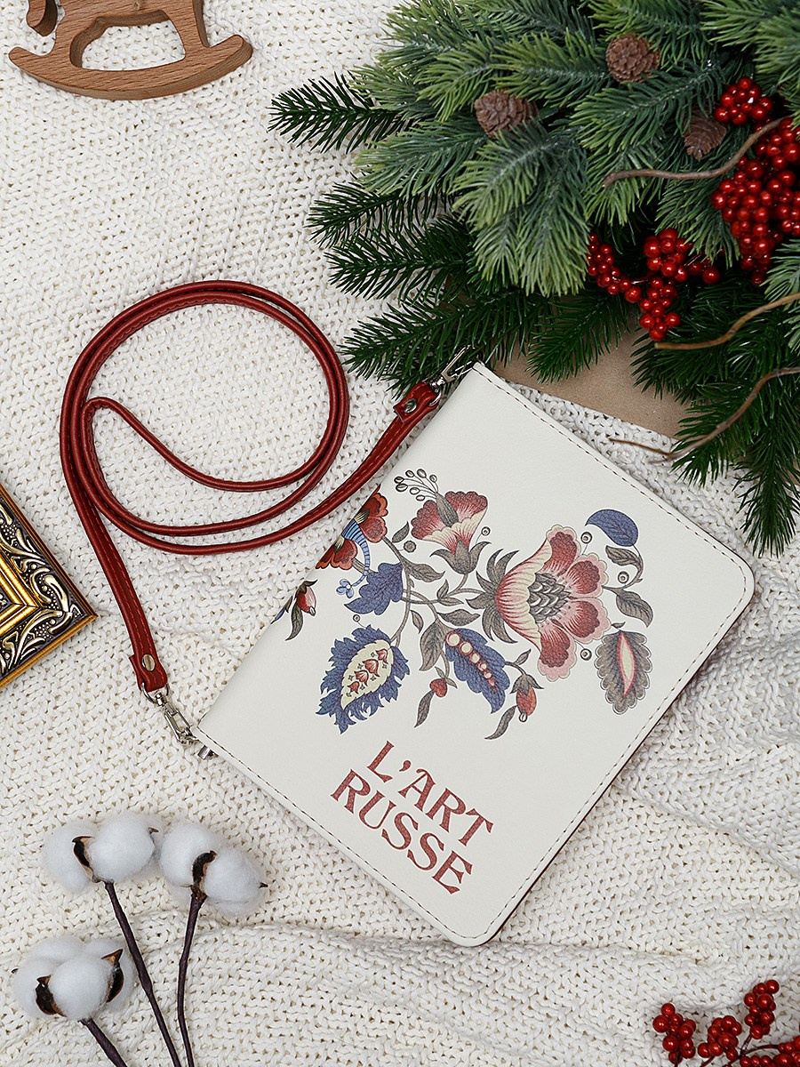 Сумка-клатч. Контент фотограф, съемка для маркетплейсов, фуд съемка и репортажи в Новосибирске Ралия Галеева