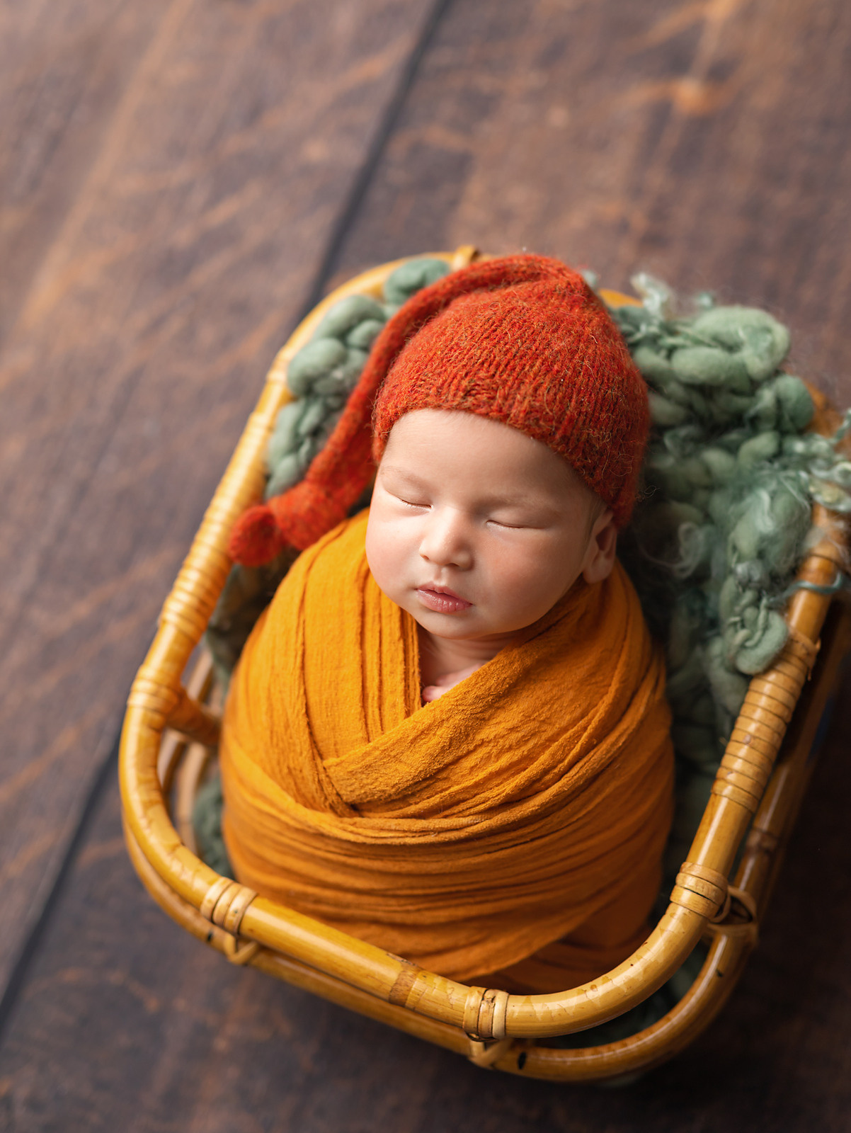 Newborn. Фотограф новорождённых в Казани Нейля Гильмутдинова ньюборн