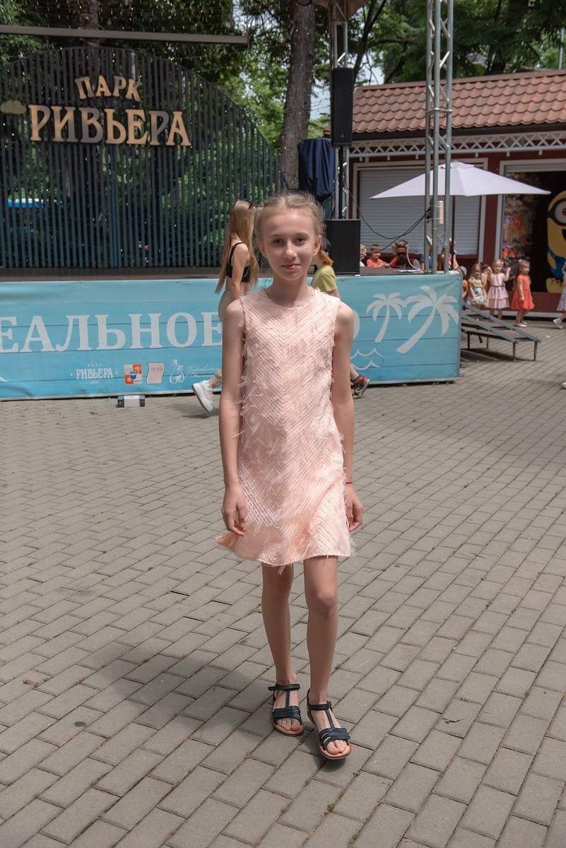 Парк Ривьера дефиле HAPPYkids. Семейный и коммерческий фотограф в Сочи Александр Бодунов