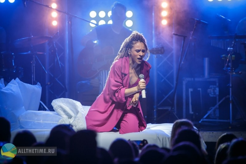 IOWA. Магия музыки в кадре: Концертная Фотография