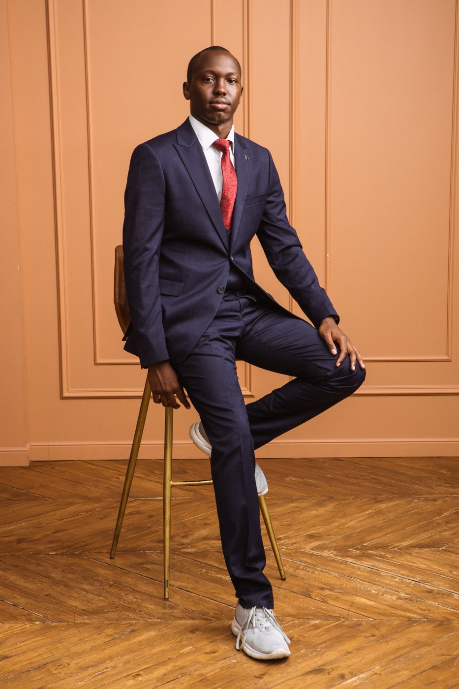 Студийный мужской портрет для выпускников медицинского университета. Фотографы в городе Волгограде — Людмила Агеева и Алексей Околелов