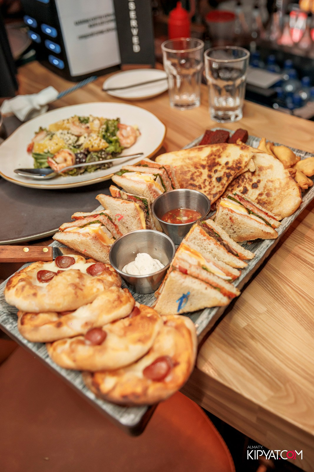 OKTOBERFEST — ПИНТА НА ТУЛЕБАЕВА. КИПЯТКОМ АЛМАТЫ!