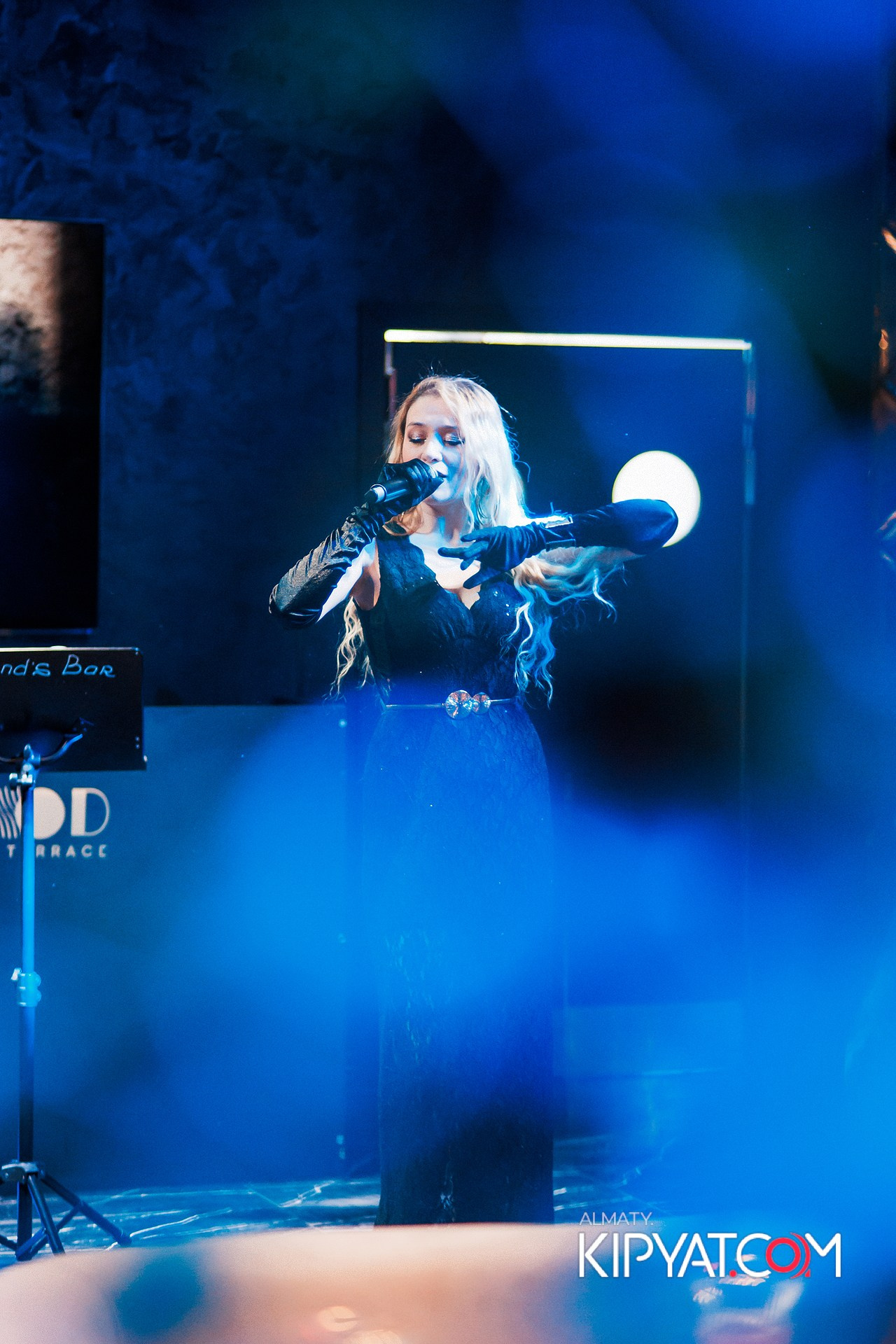 MOOD KARAOKE & TERRACE. КИПЯТКОМ АЛМАТЫ!