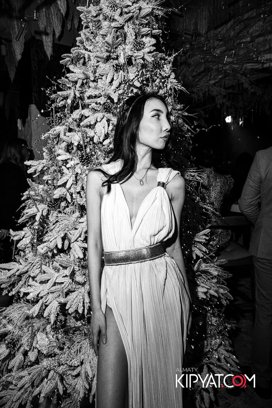 EDEN BAR & RESTAURANT. КИПЯТКОМ АЛМАТЫ!