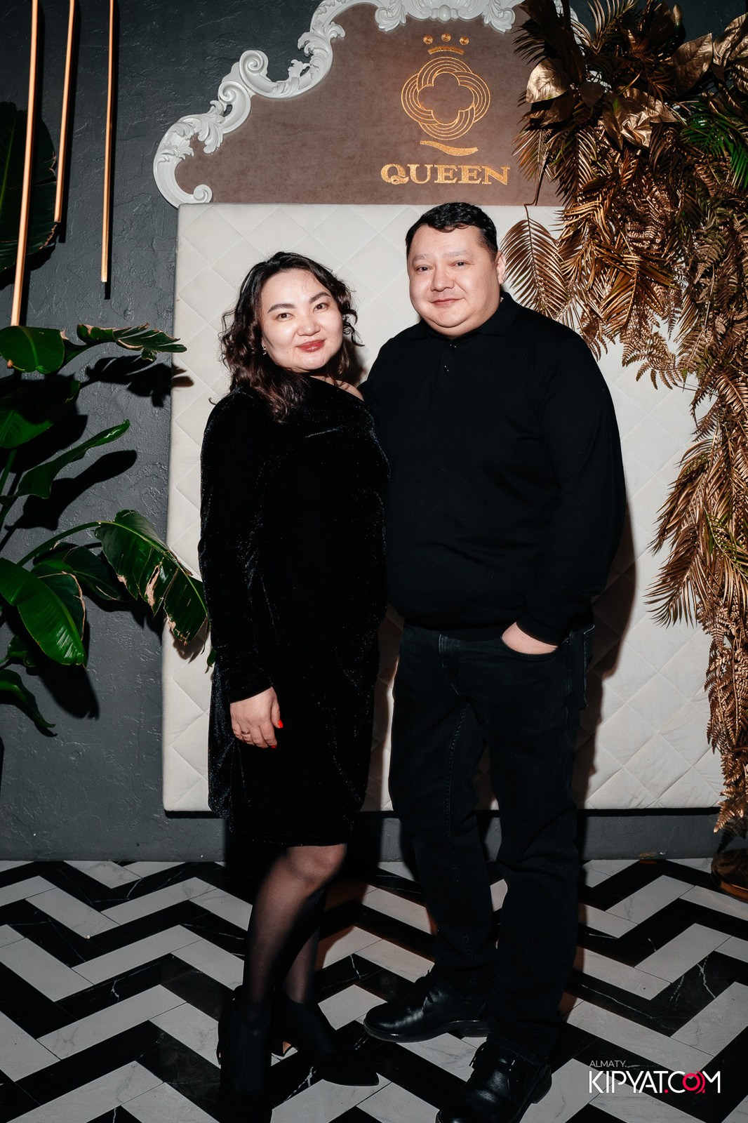 МИХАИЛ ШУФУТИНСКИЙ С СОЛЬНЫМ КОНЦЕРТОМ В QUEEN ALMATY. КИПЯТКОМ АЛМАТЫ!