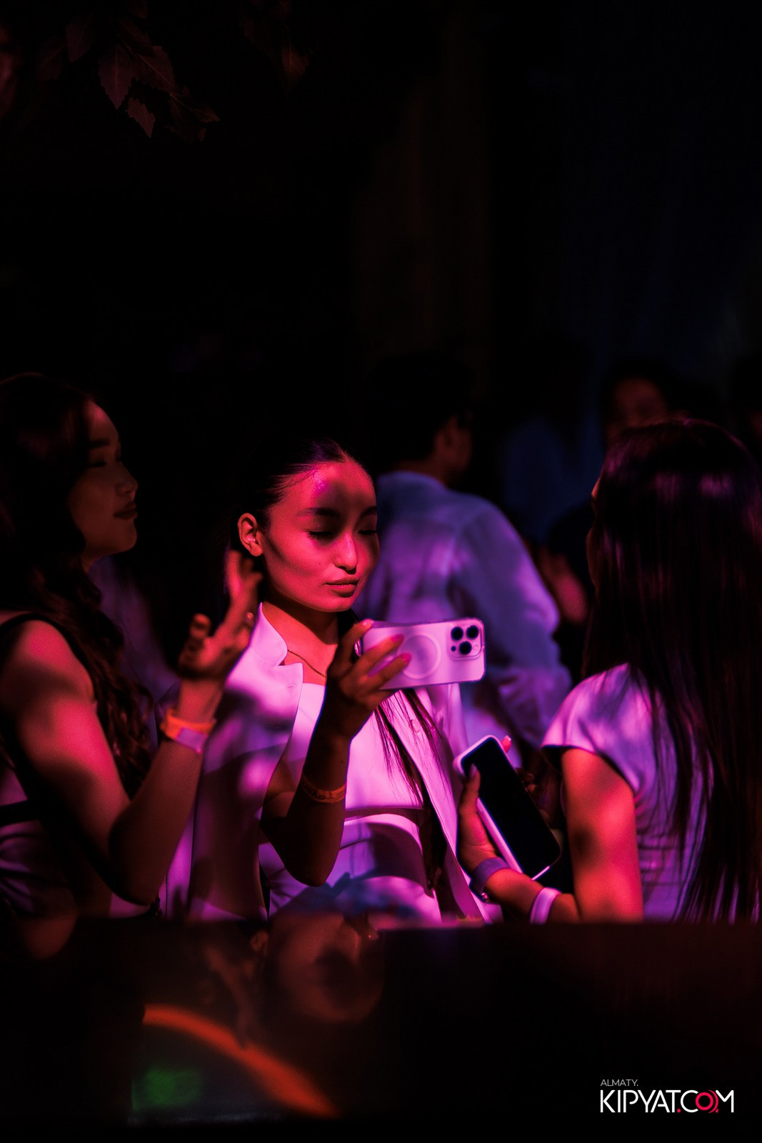 EVENT BAR. КИПЯТКОМ АЛМАТЫ!